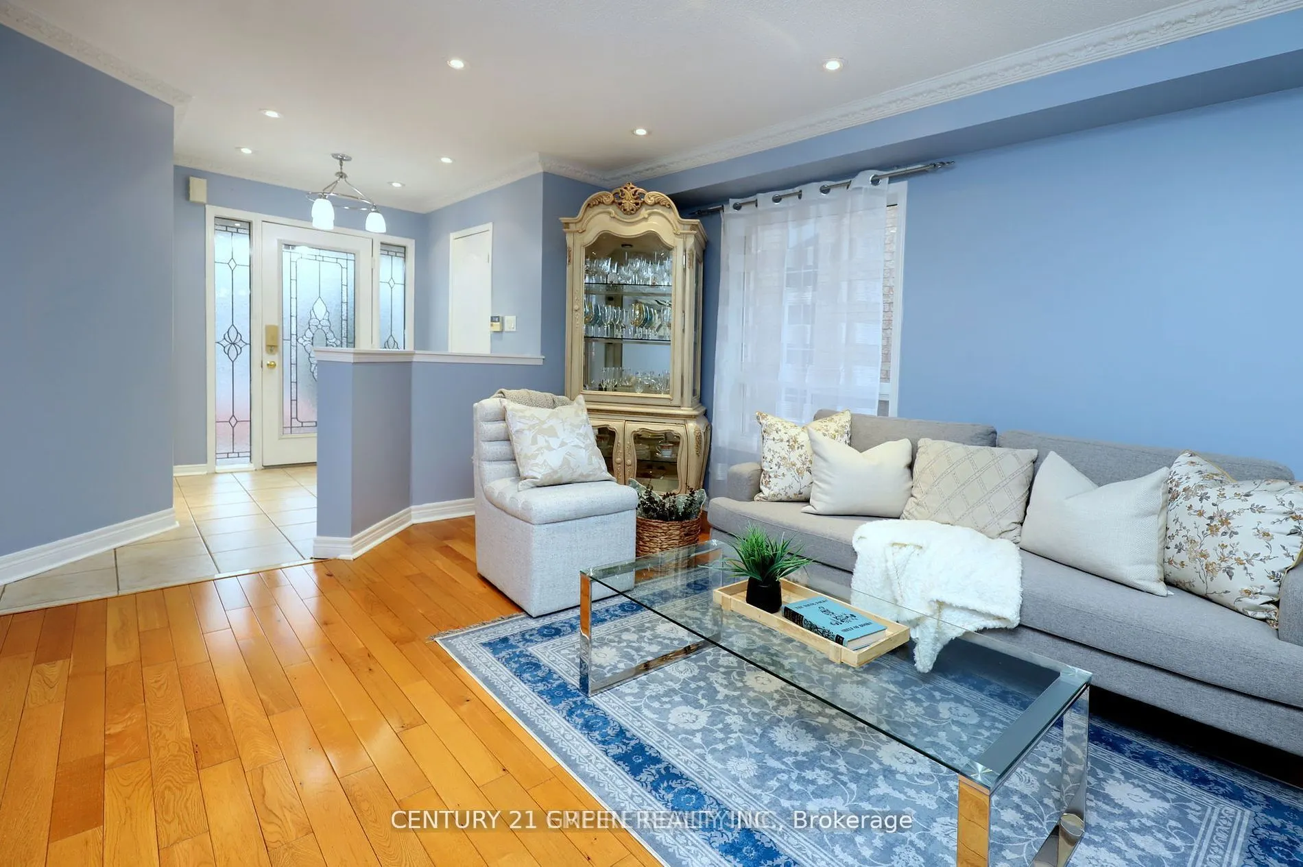 21 Spencer Drive