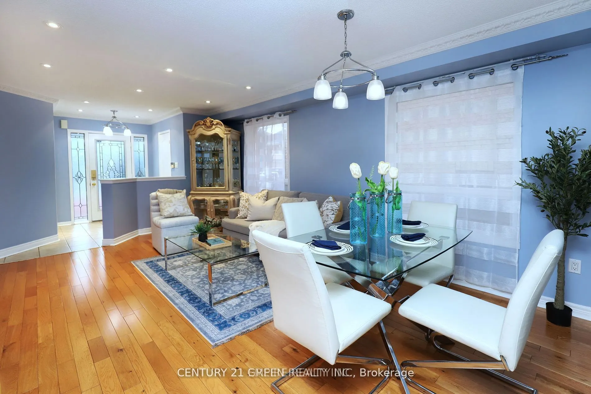 21 Spencer Drive