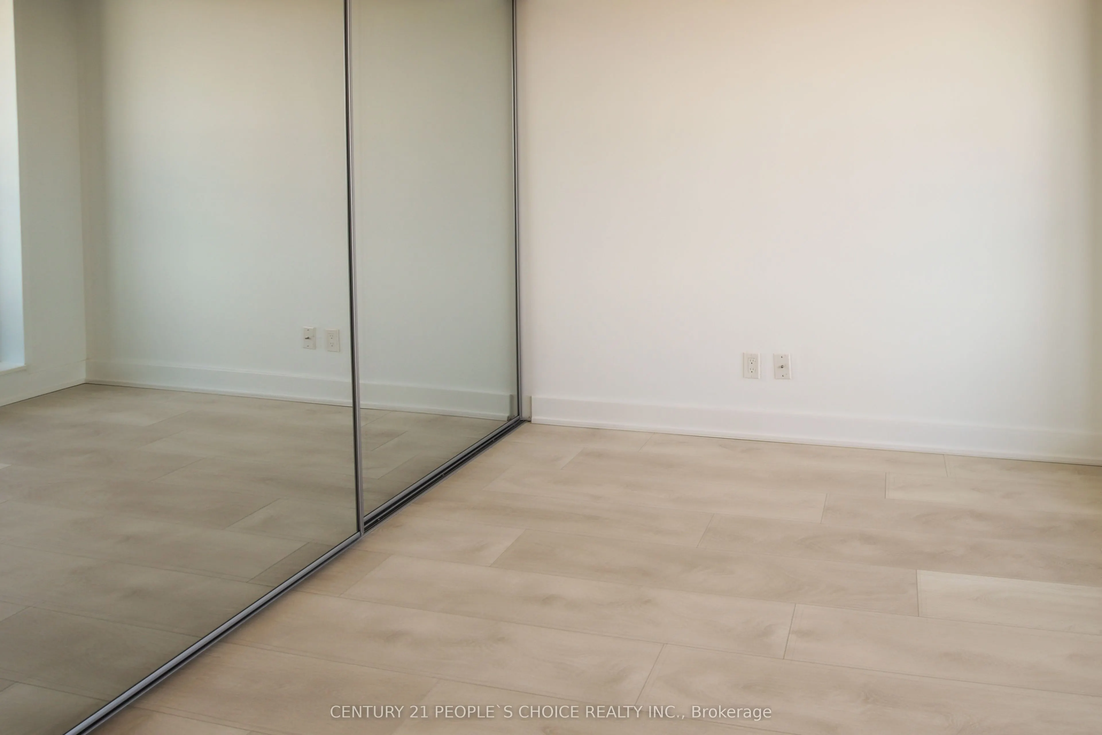 297 Oak Walk Drive #2401