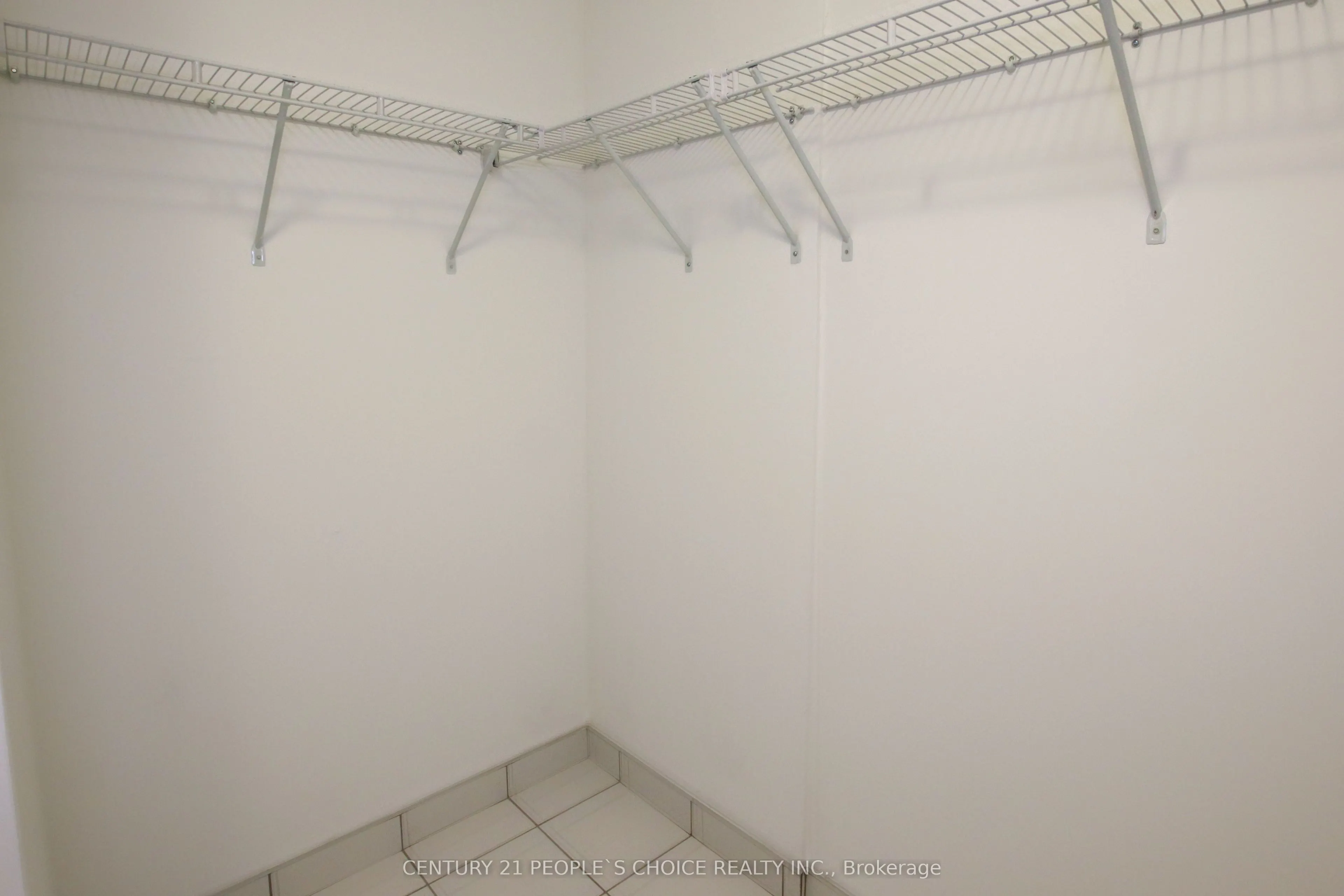 297 Oak Walk Drive #2401