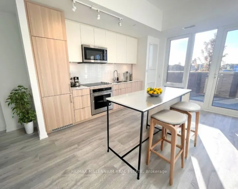 220 Missinnihe Way, #101