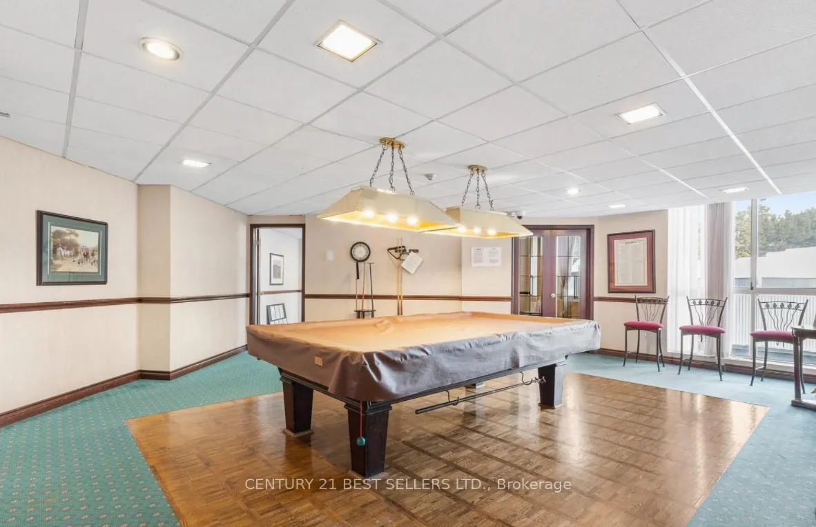 3650 Kaneff Crescent, #1803