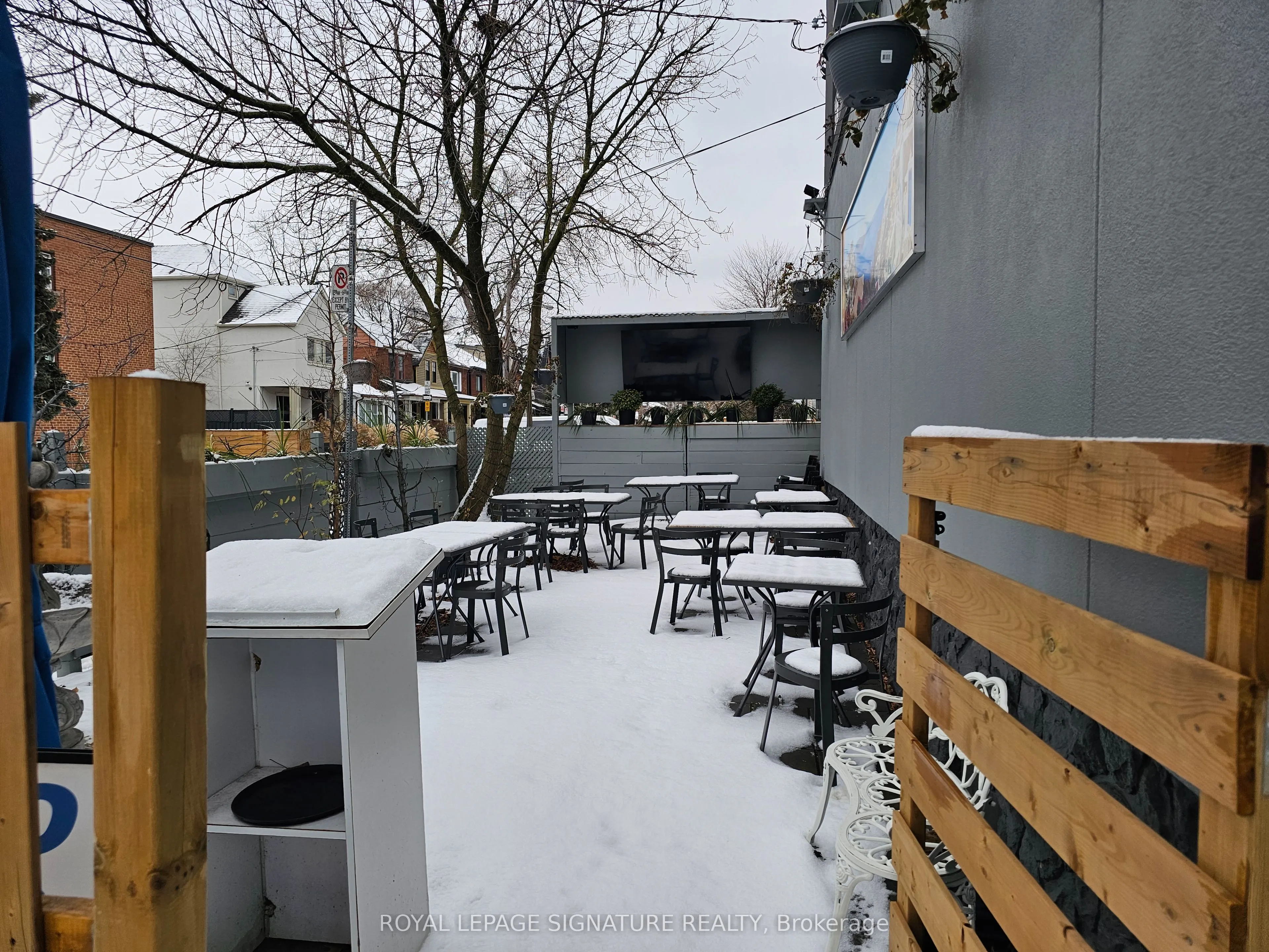 425 Jane Street