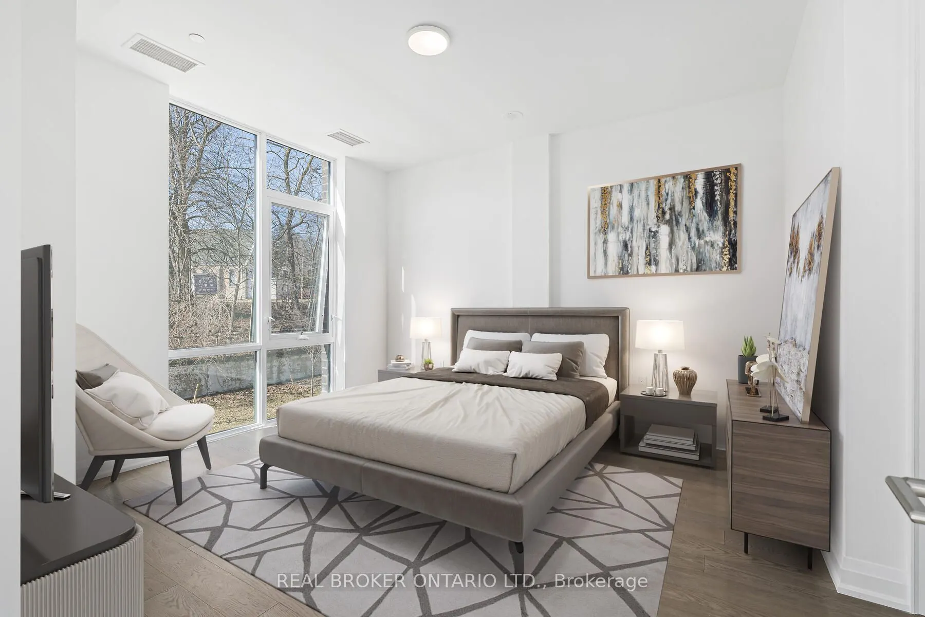 42 Mill Street, #209