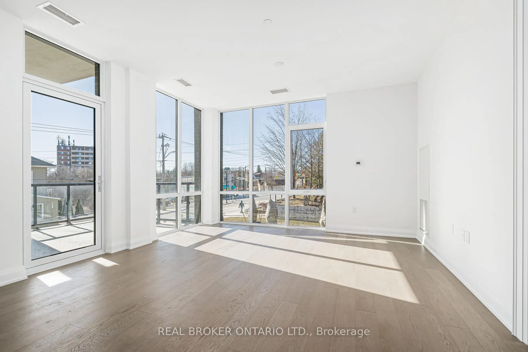 42 Mill Street, #209