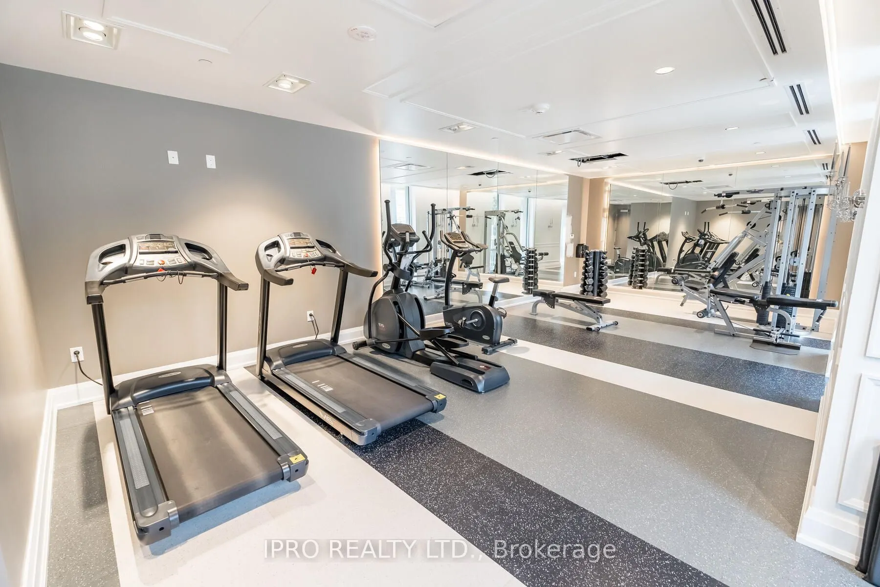 42 Mill Street, #209