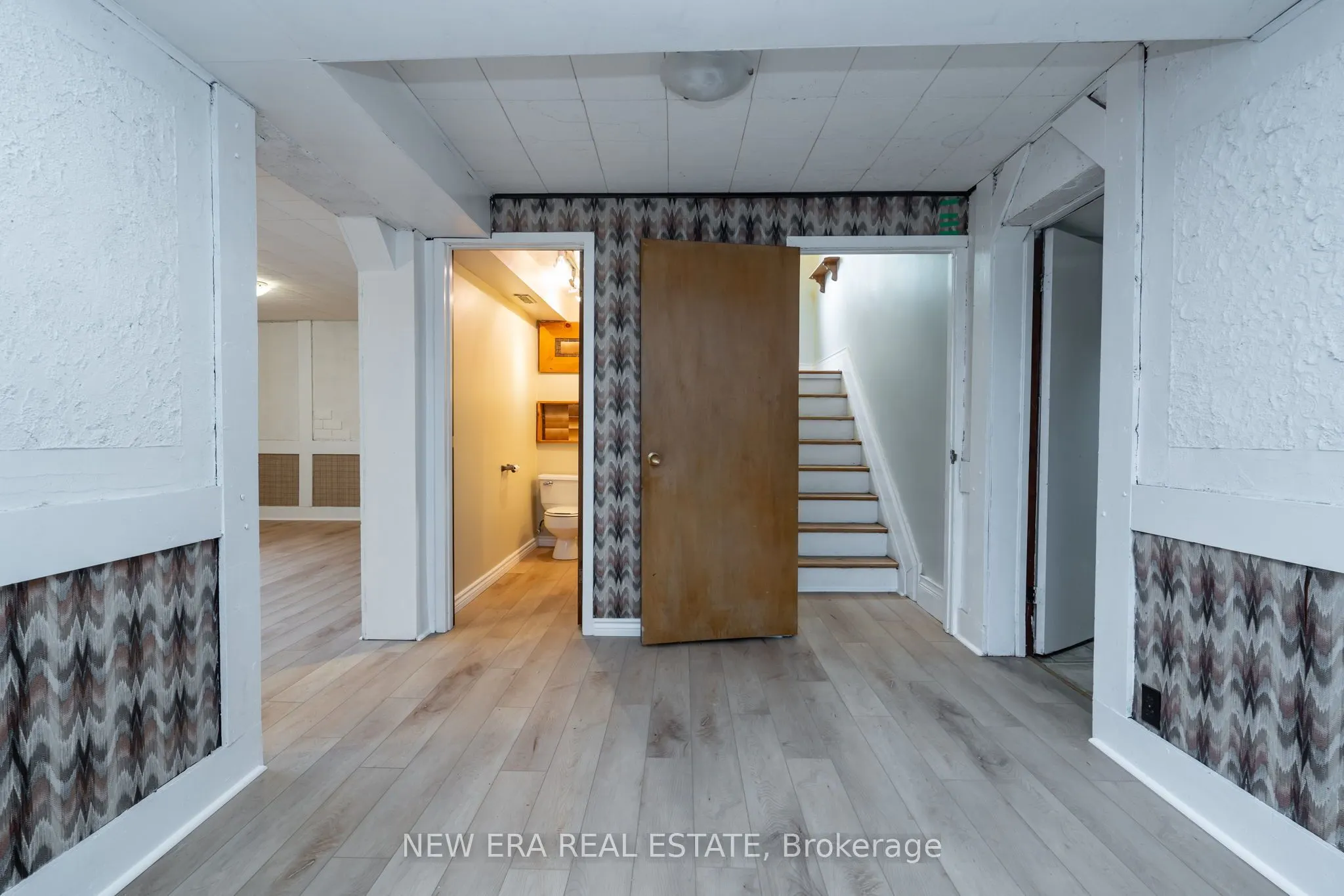 1553 Wembury Road