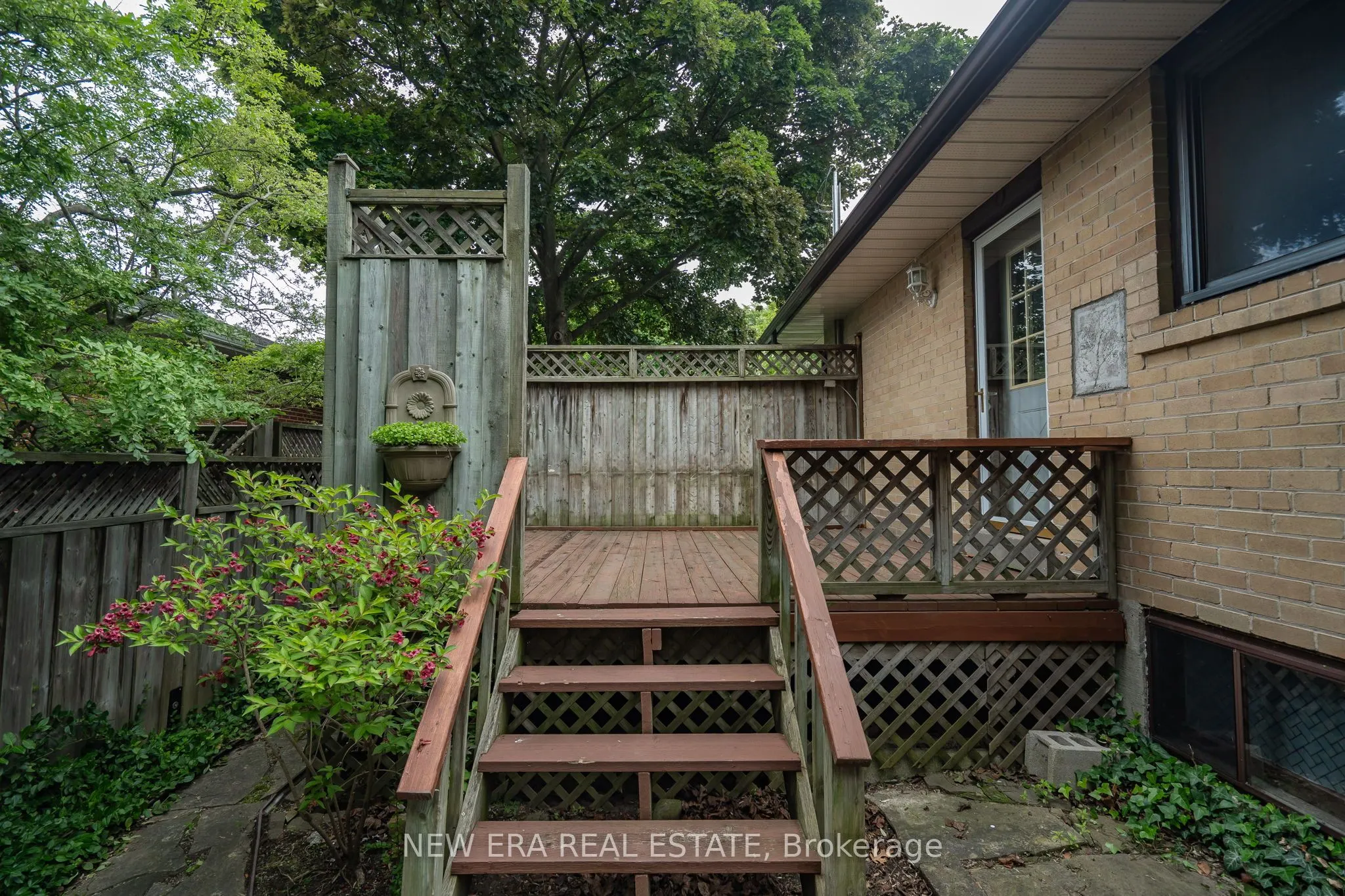 1553 Wembury Road
