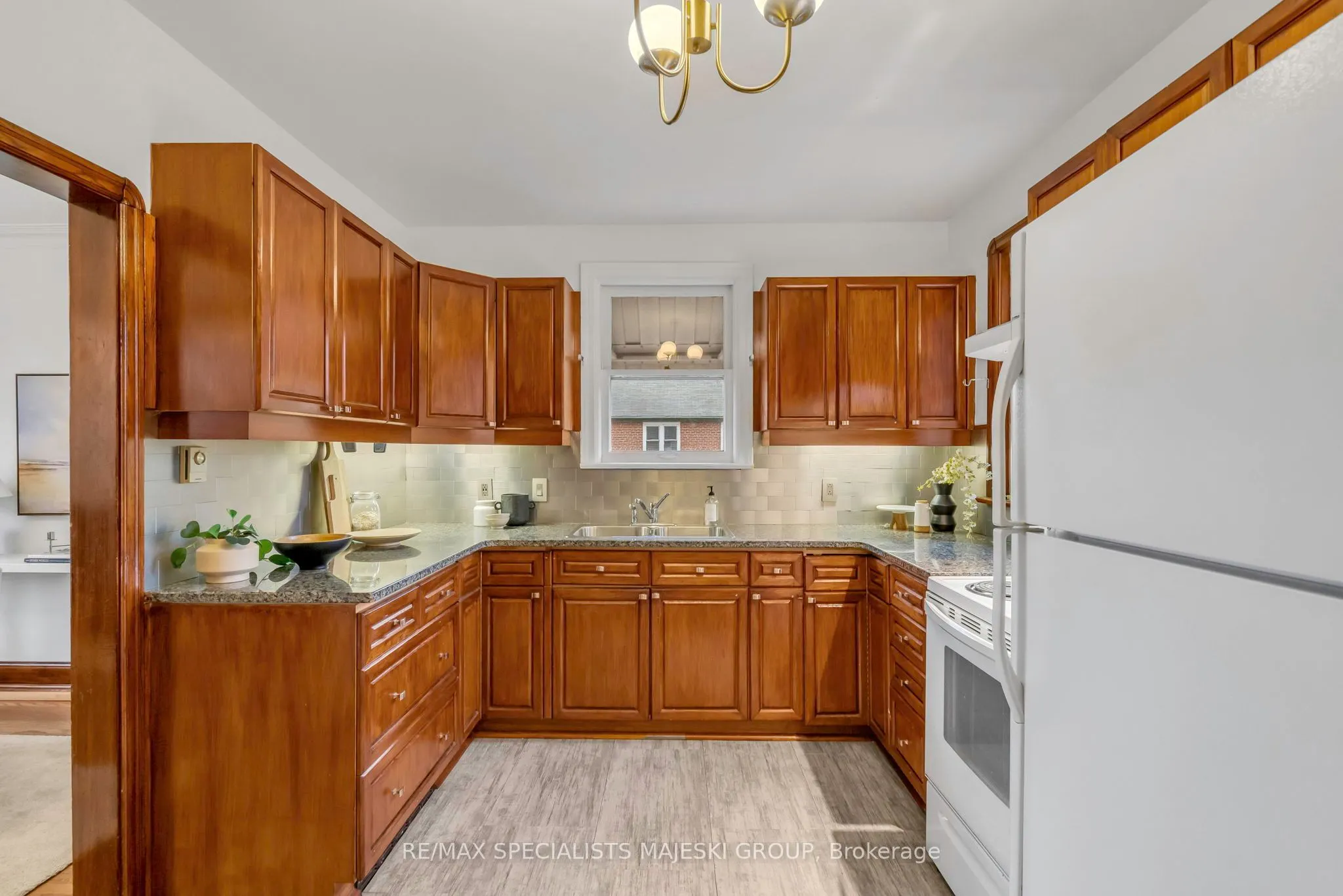 84 Alder Crescent
