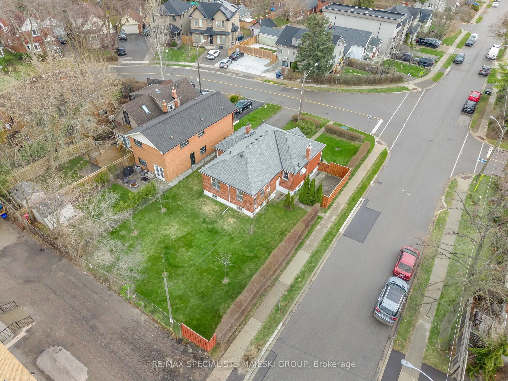 84 Alder Crescent