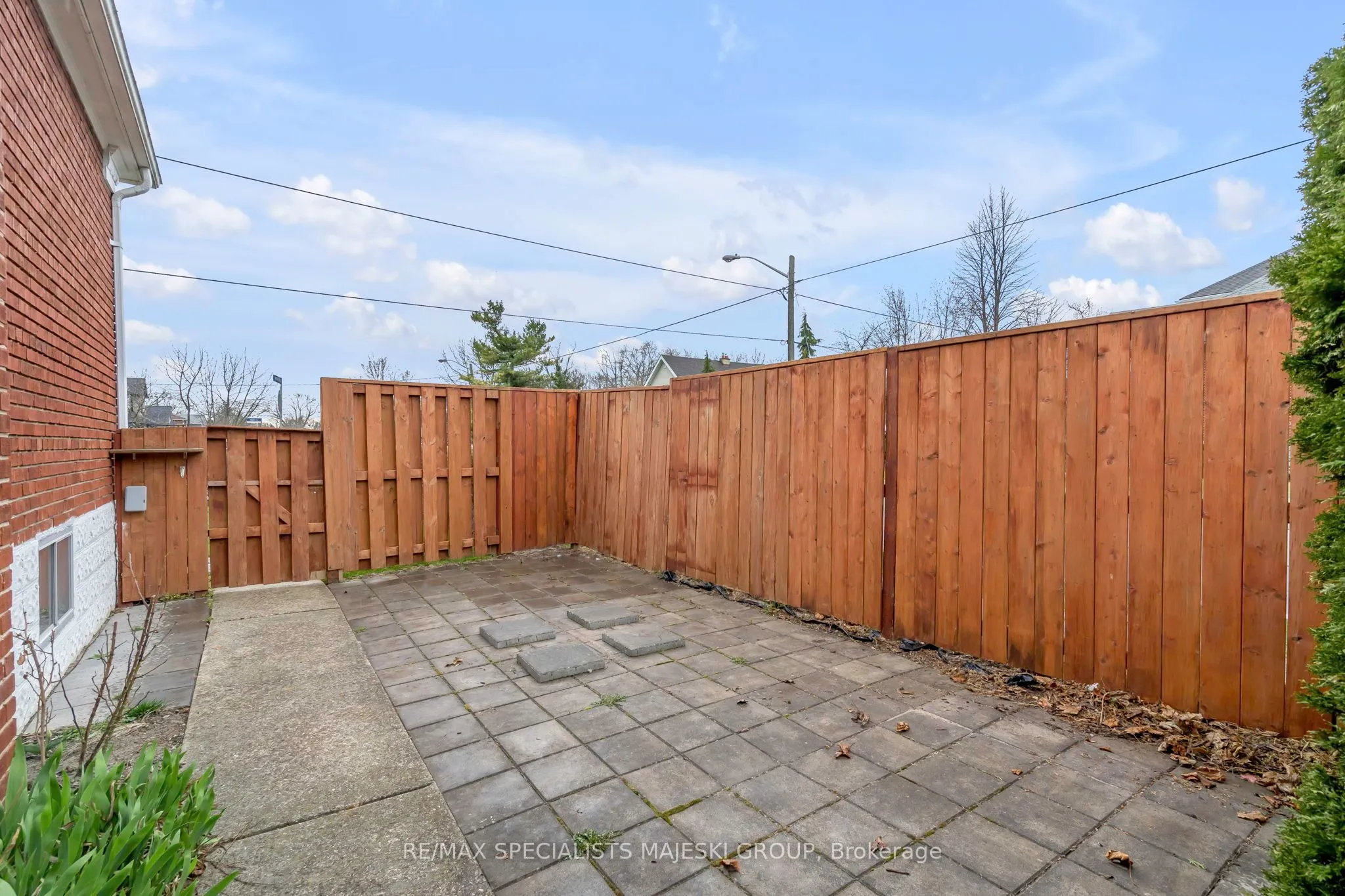 84 Alder Crescent