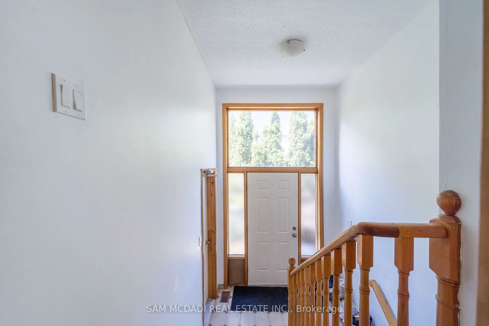 1351 Haig Boulevard