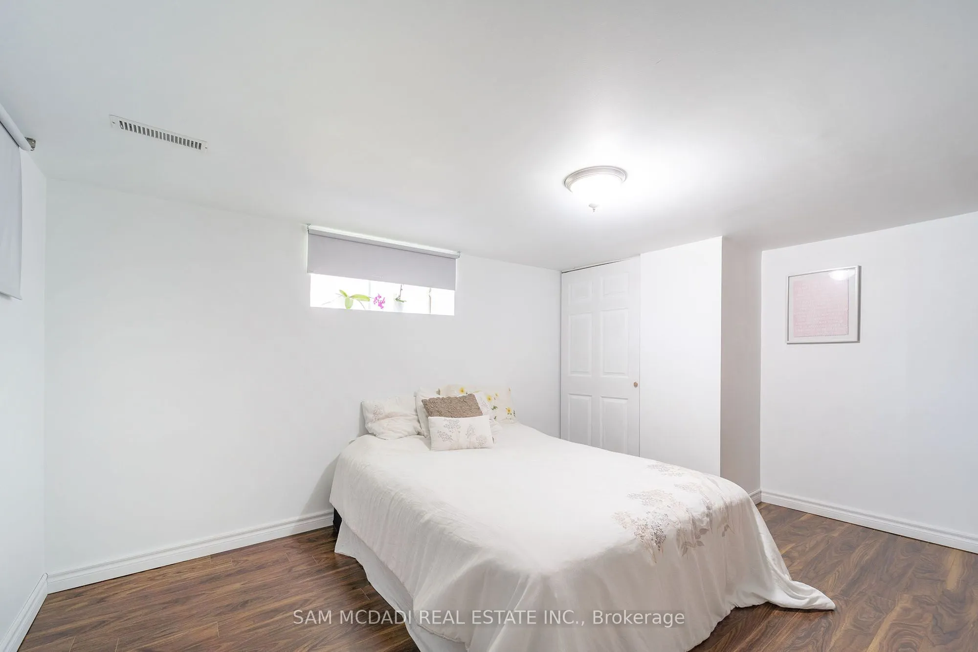 1351 Haig Boulevard