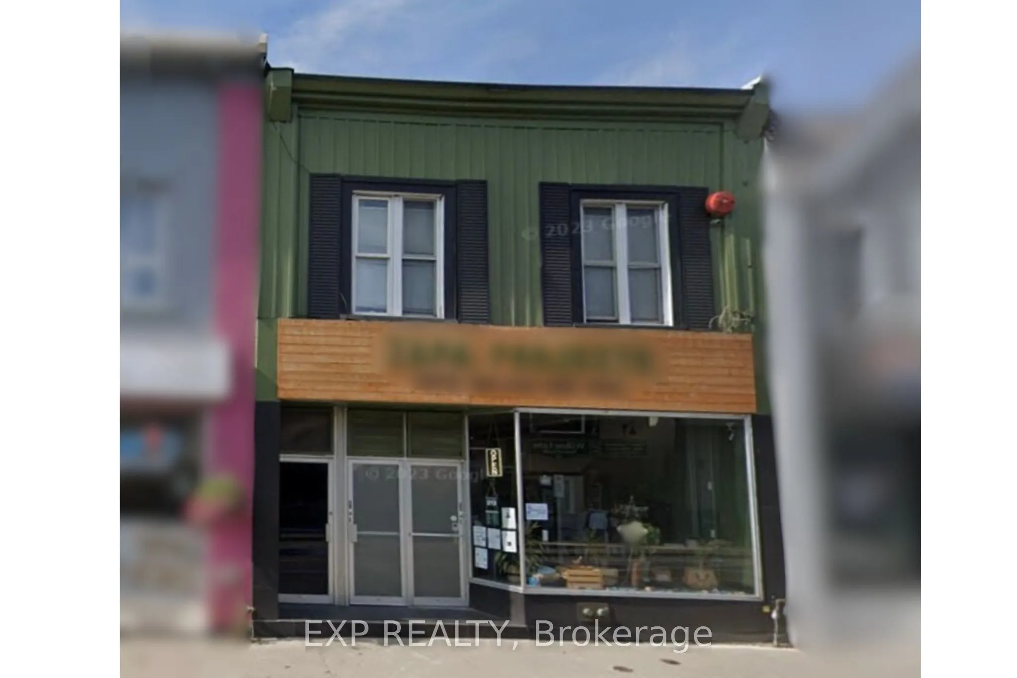 17 Mill Street E