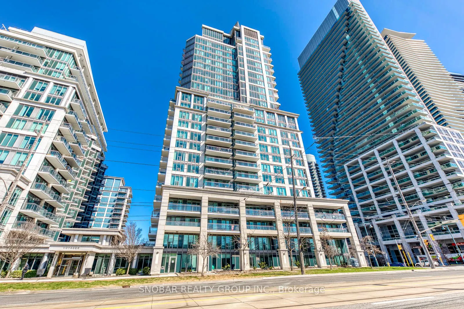 2121 Lakeshore Boulevard W, #816