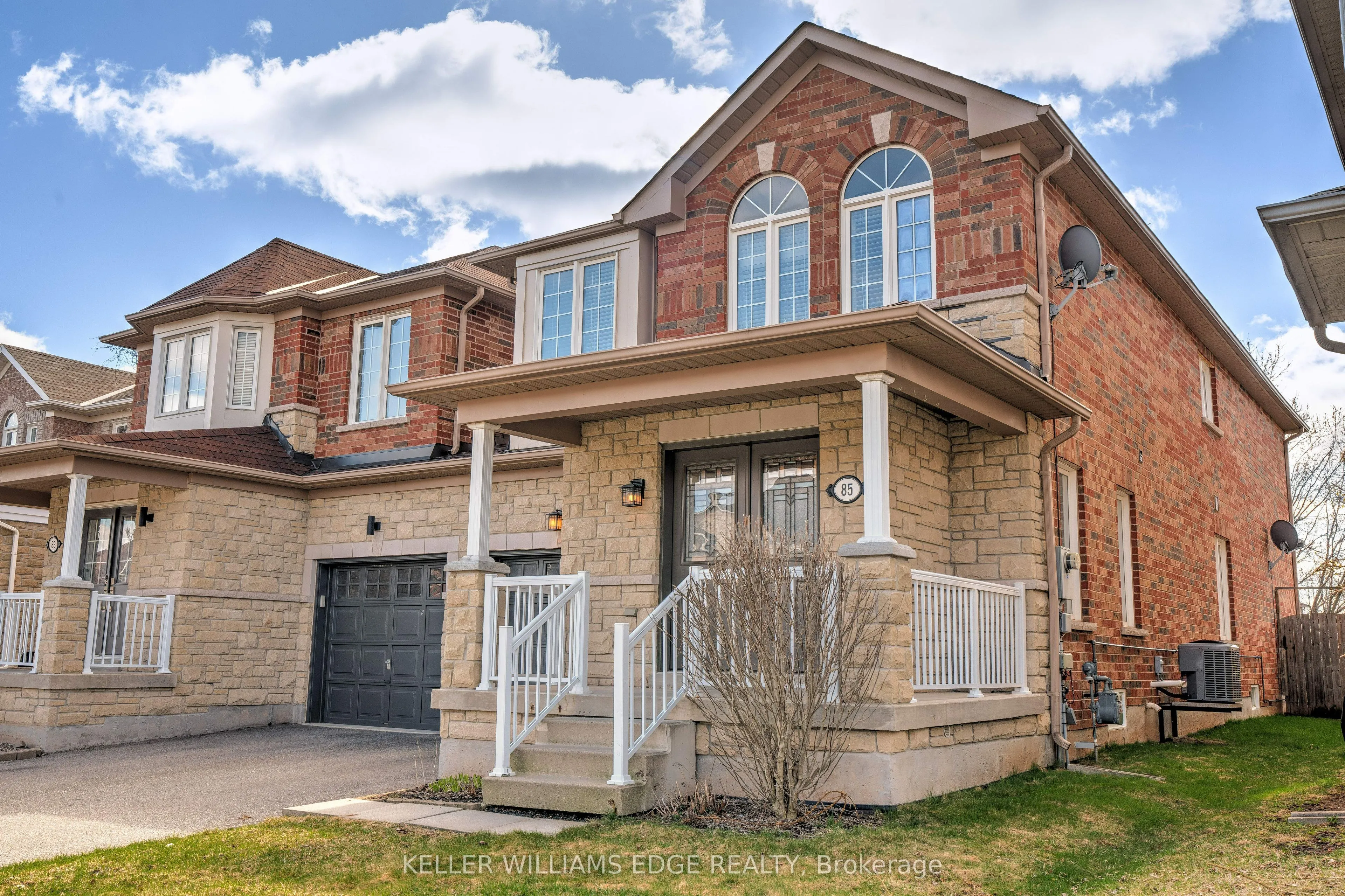 85 Mowat Crescent