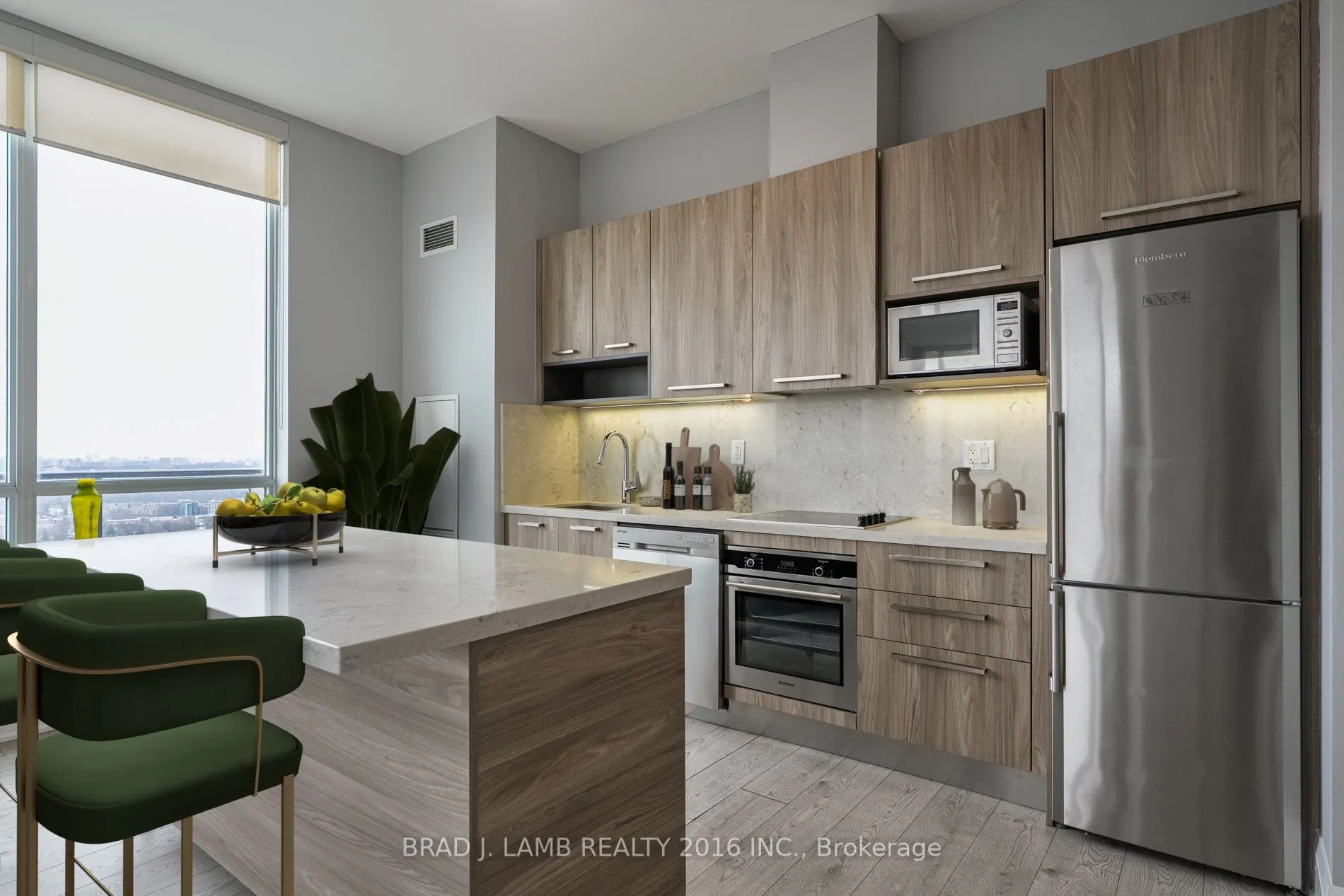 36 Park Lawn Road, #4403