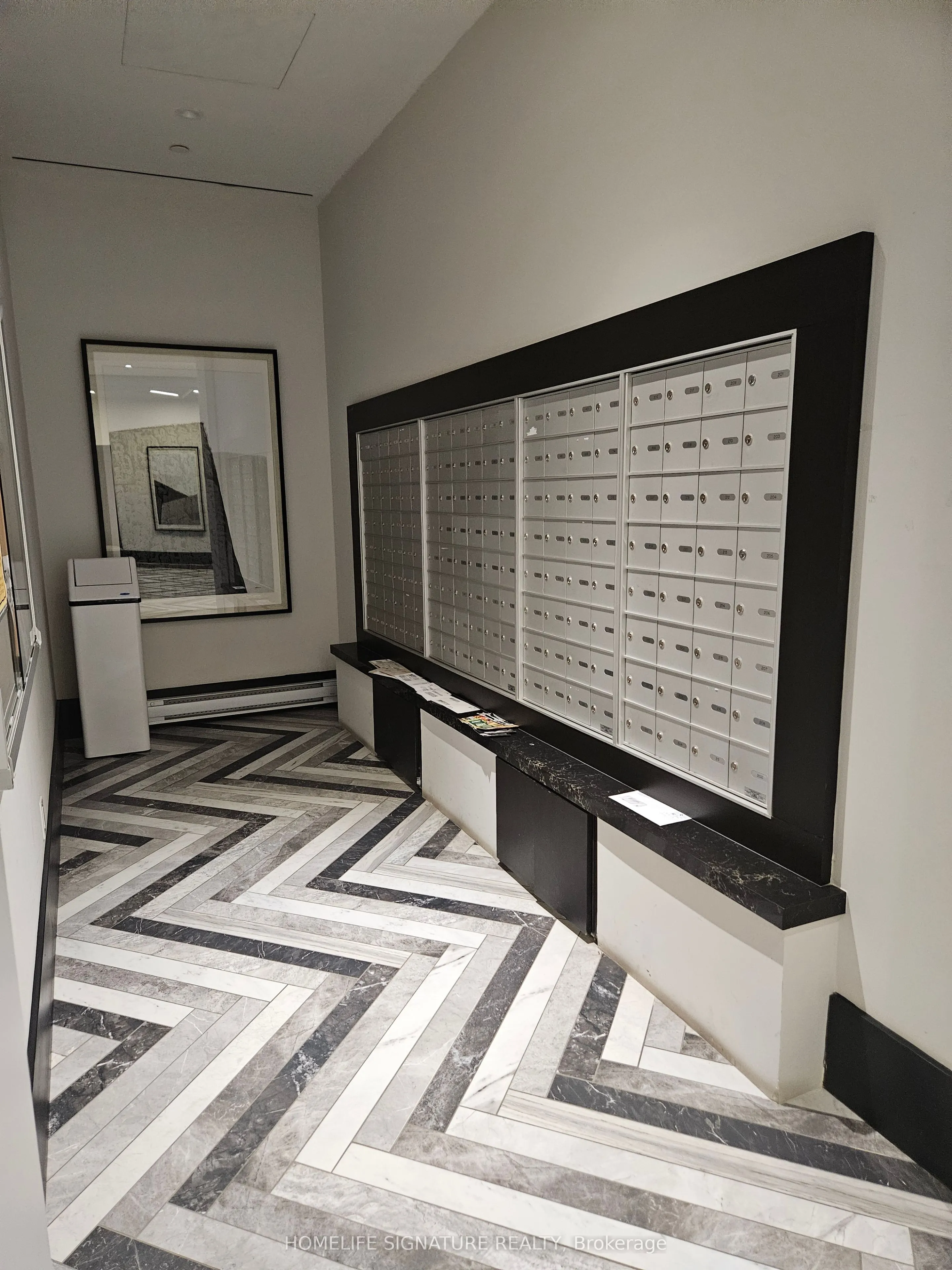 1808 St Clair Avenue W, #1002