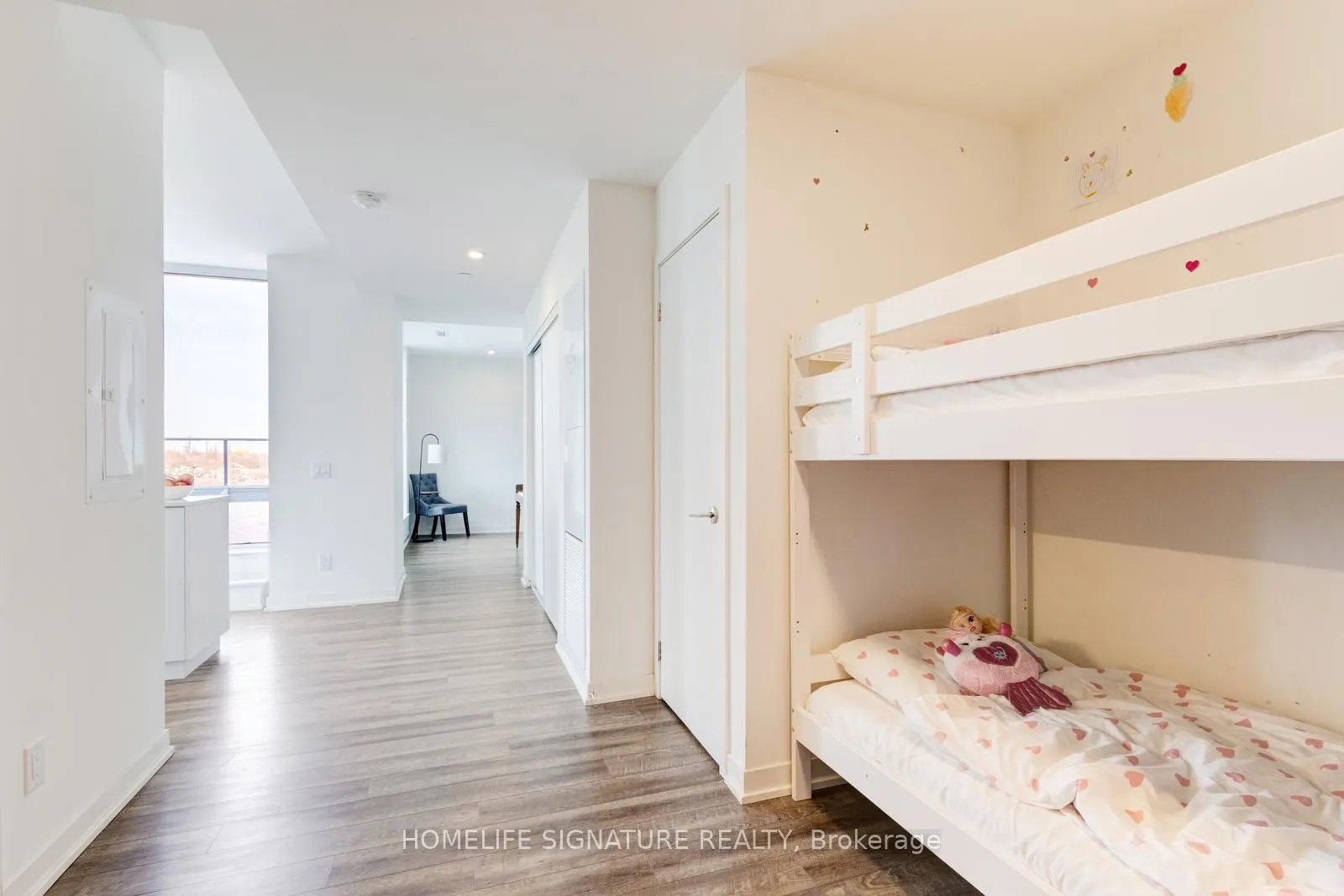 1808 St Clair Avenue W, #1002