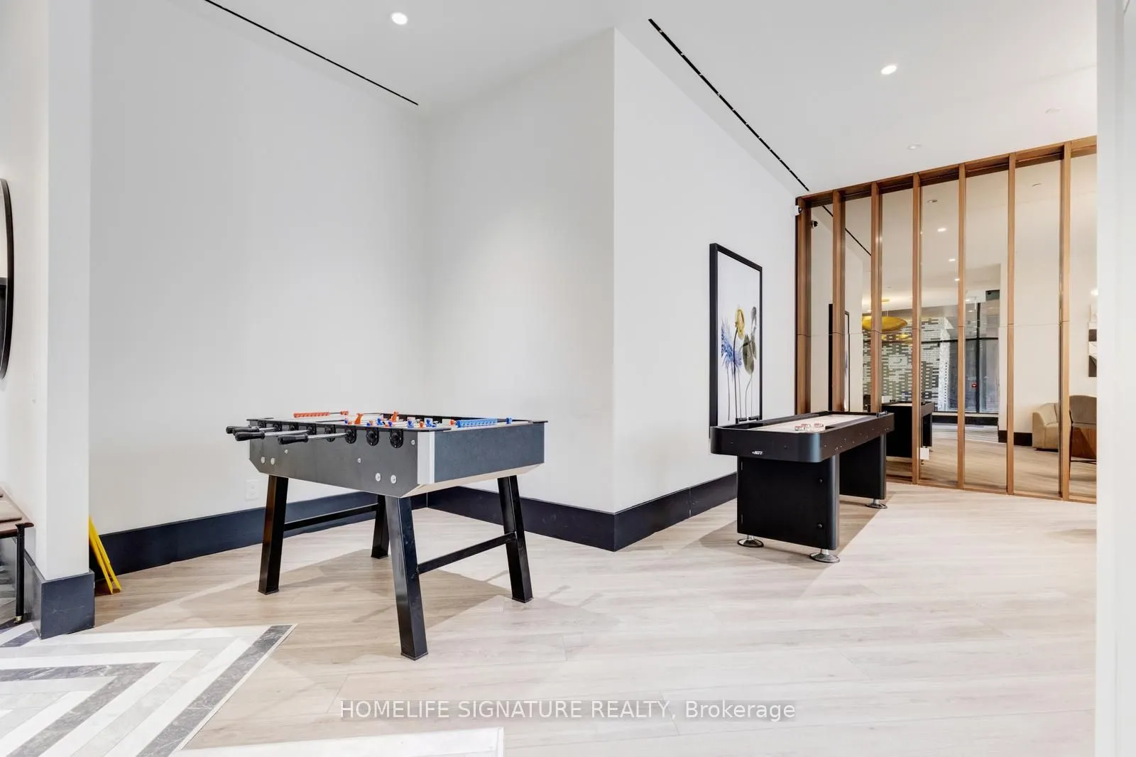 1808 St Clair Avenue W, #1002
