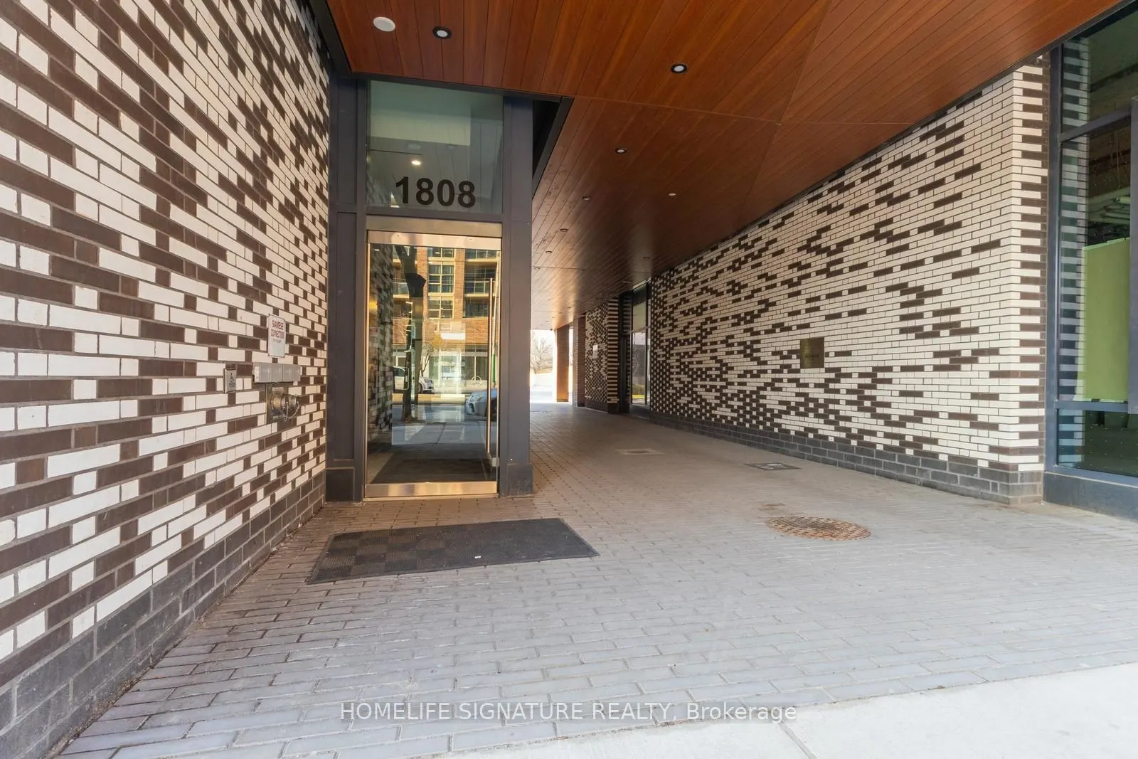 1808 St Clair Avenue W, #1002