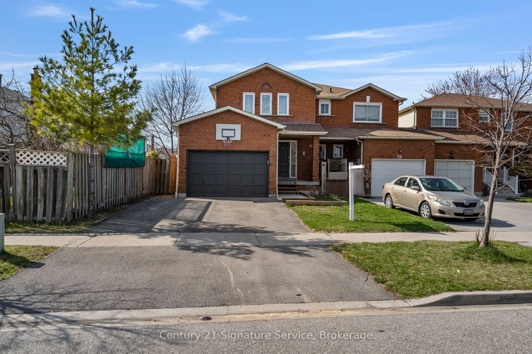 80 Dutch Crescent