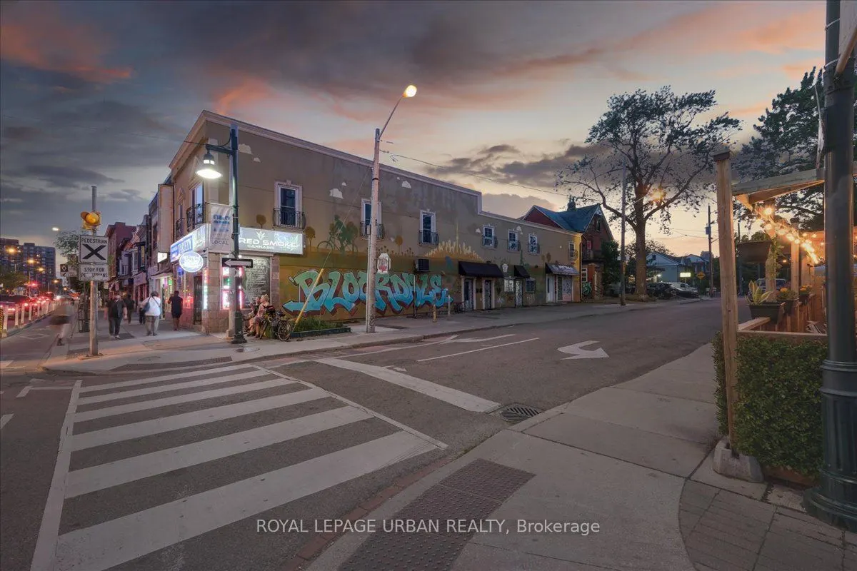 1264 Bloor Street W