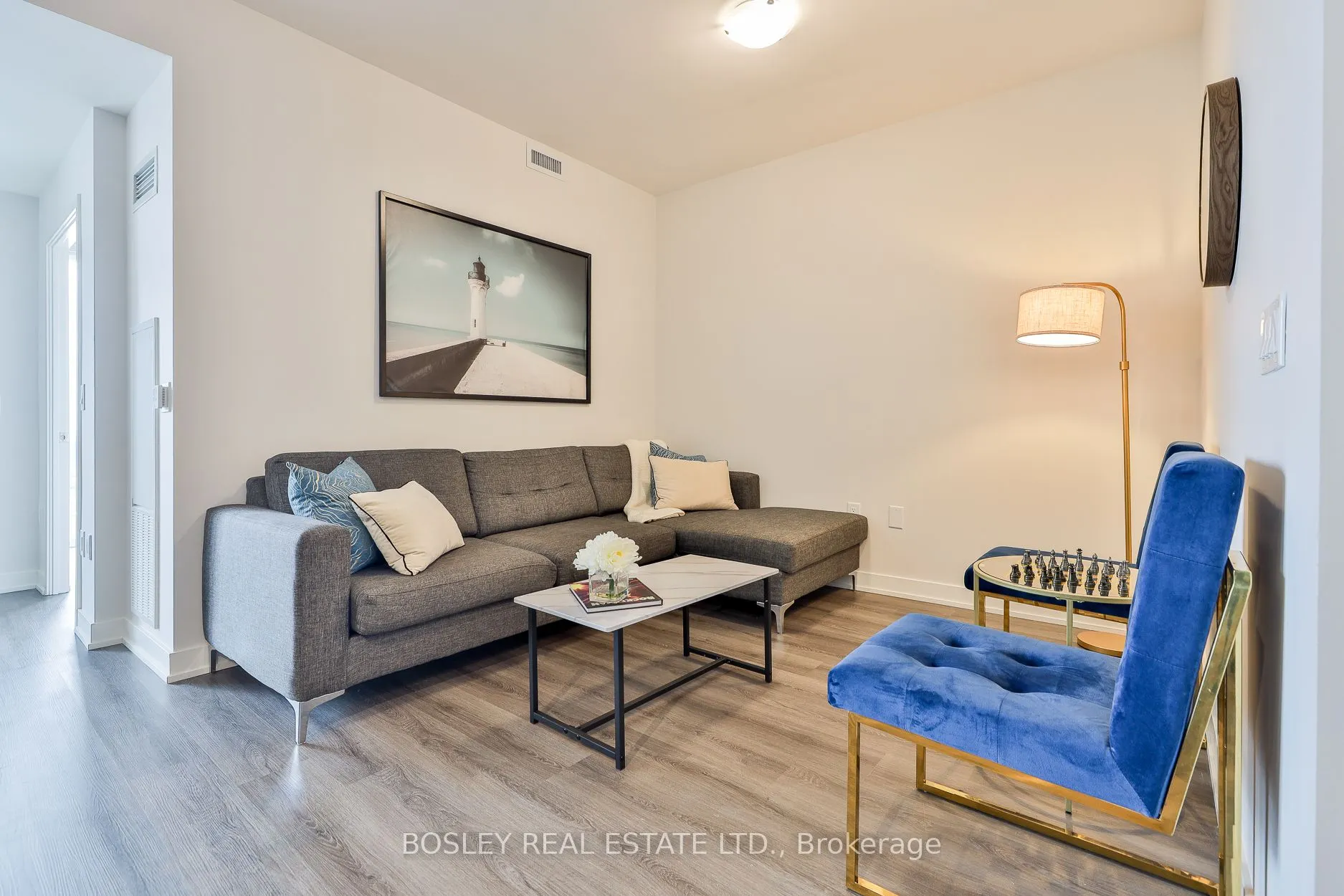 859 The Queensway, #612