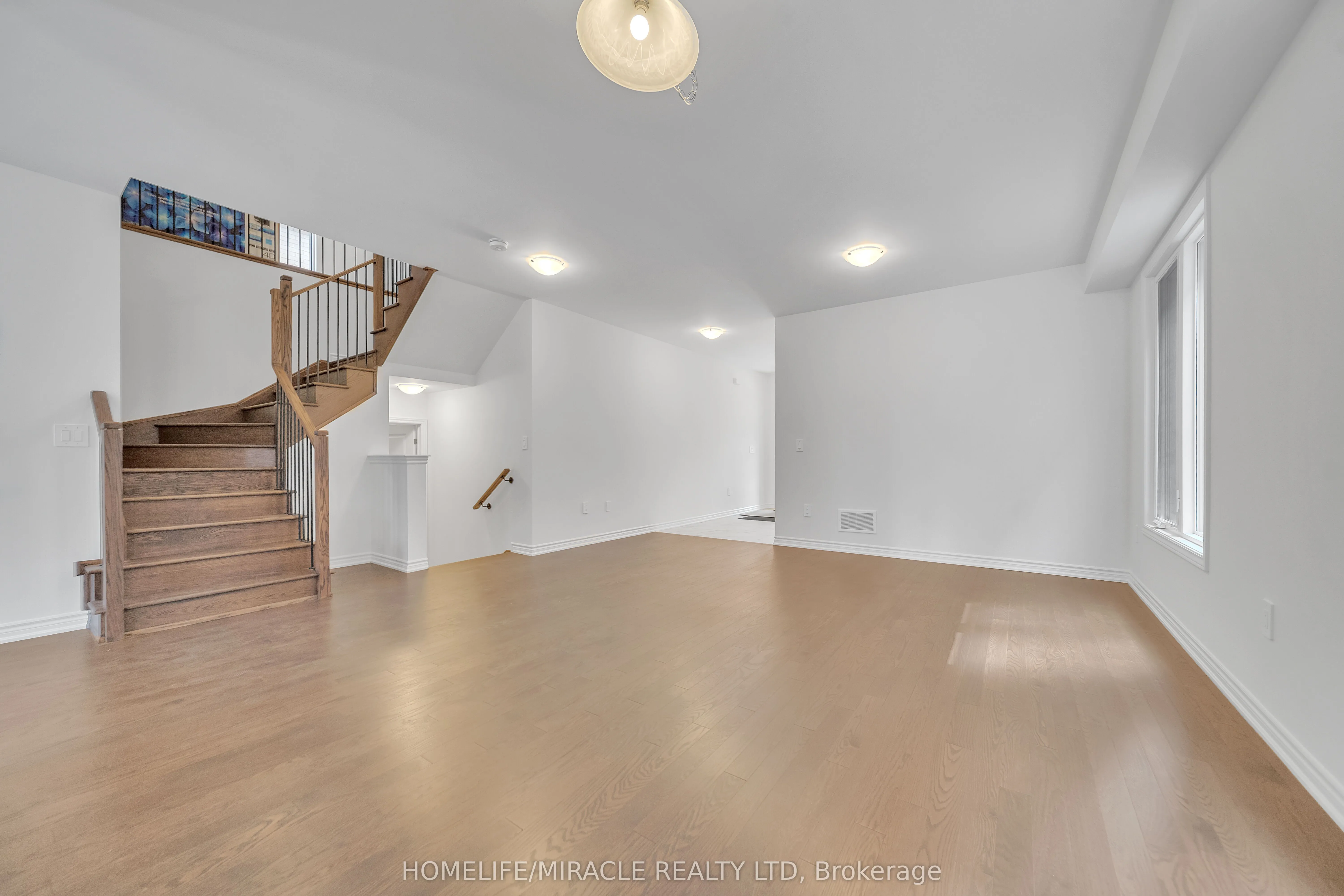 1536 Buttercup Court