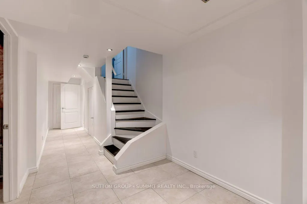 1489 Heritage Way, #13