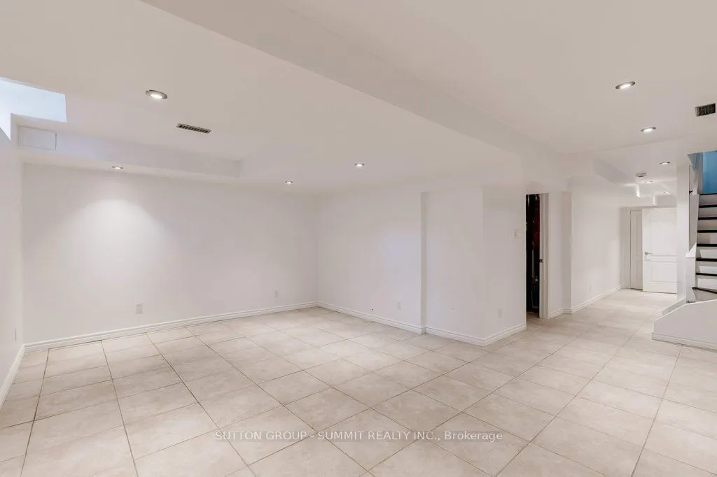 1489 Heritage Way, #13