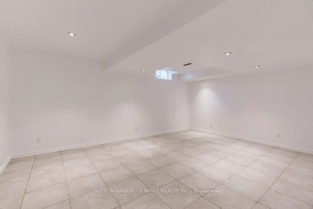 1489 Heritage Way, #13