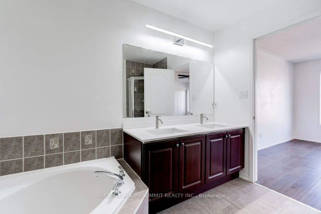 1489 Heritage Way, #13