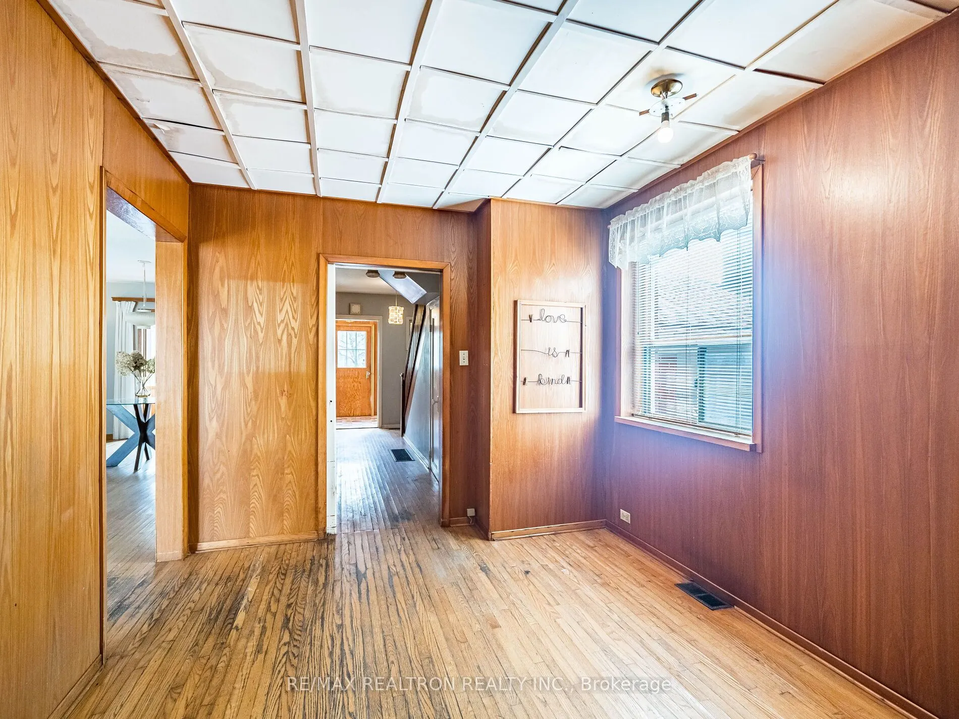 872 Royal York Road