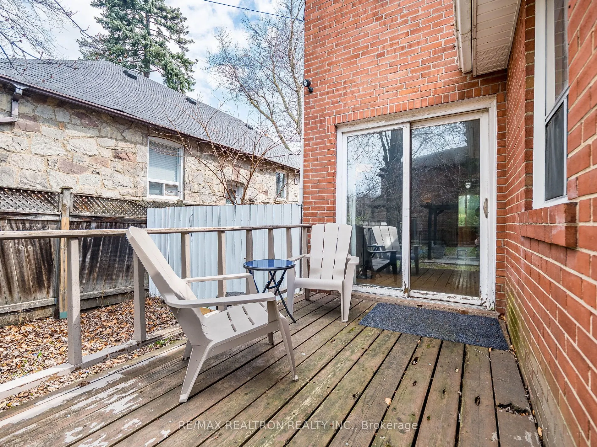872 Royal York Road