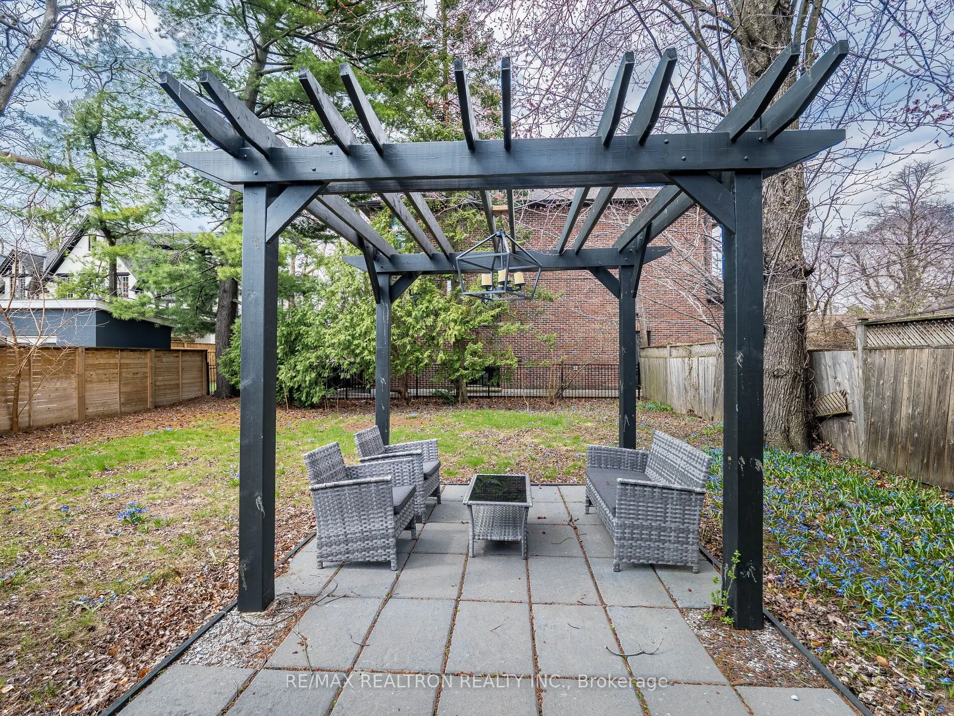 872 Royal York Road