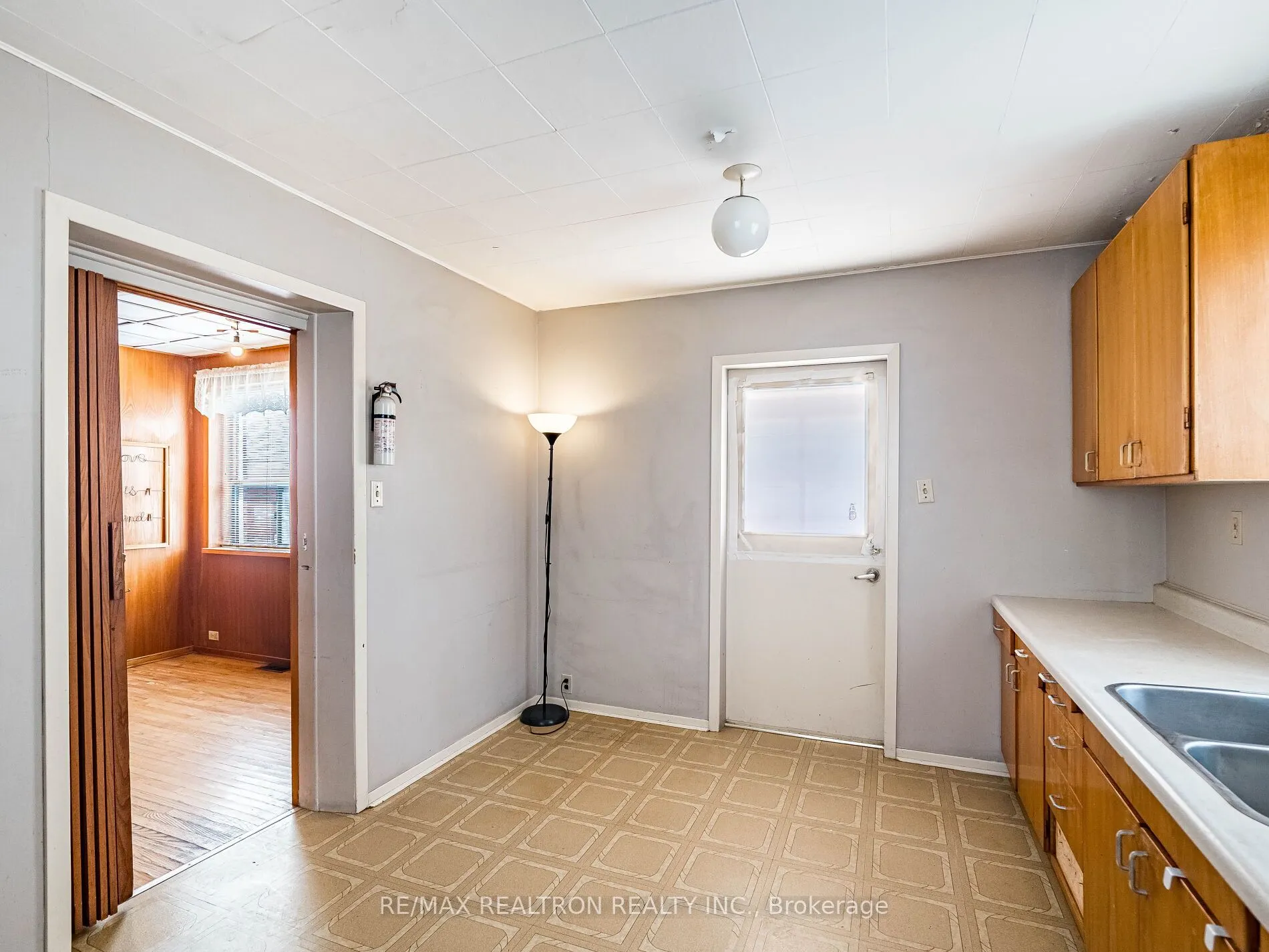 872 Royal York Road