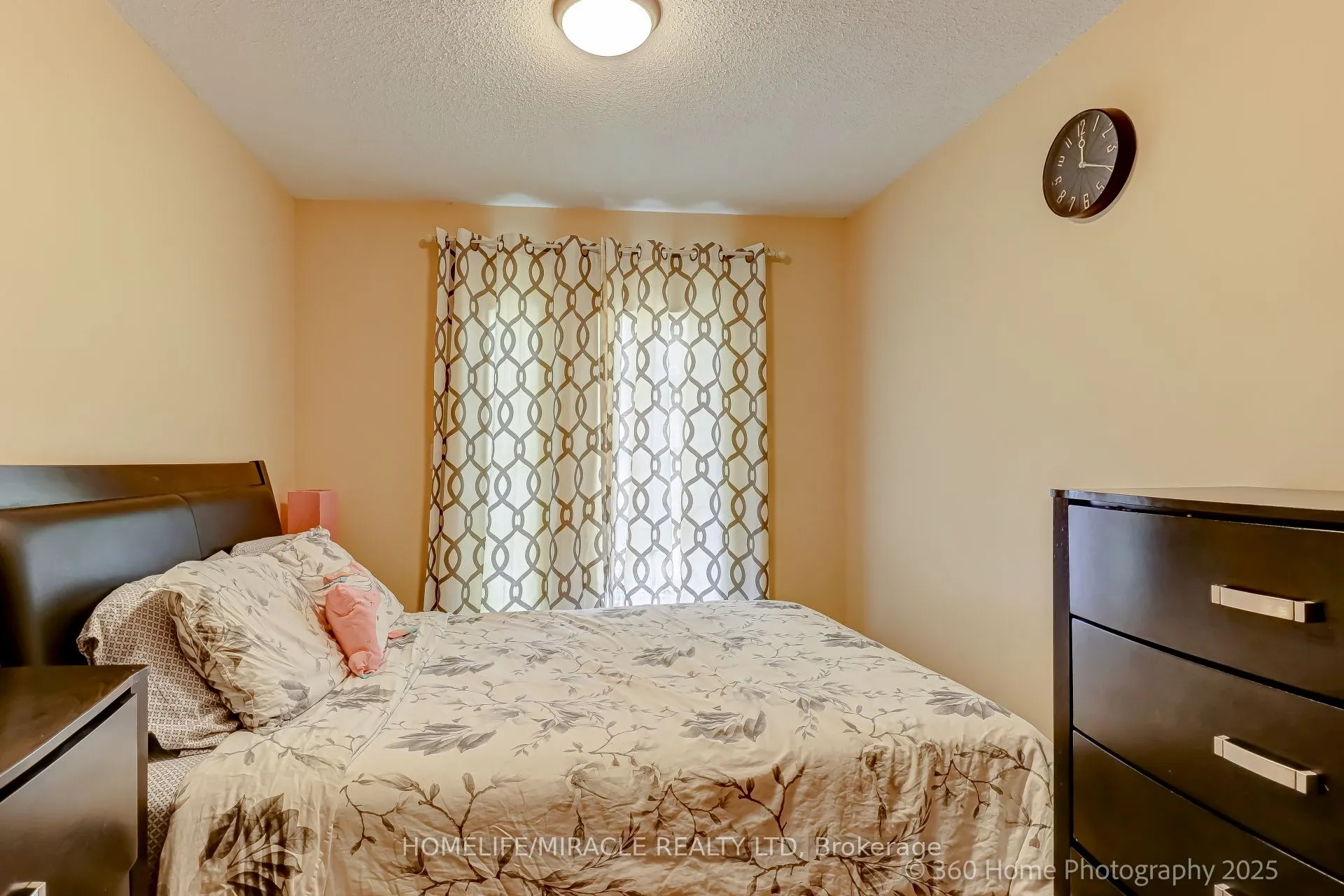 37 Four Winds Drive, #8