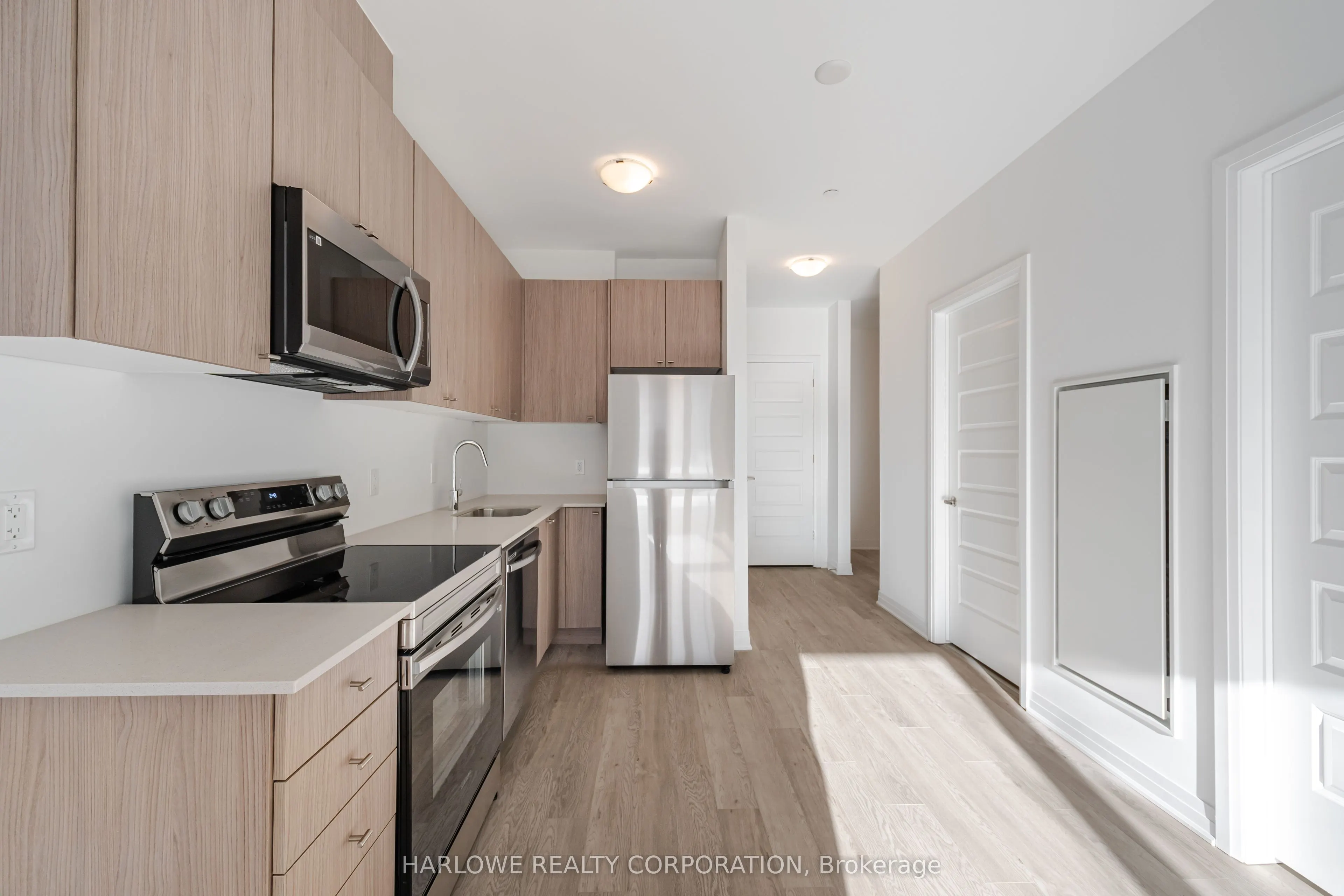 480 Gordon Krantz Avenue, #101