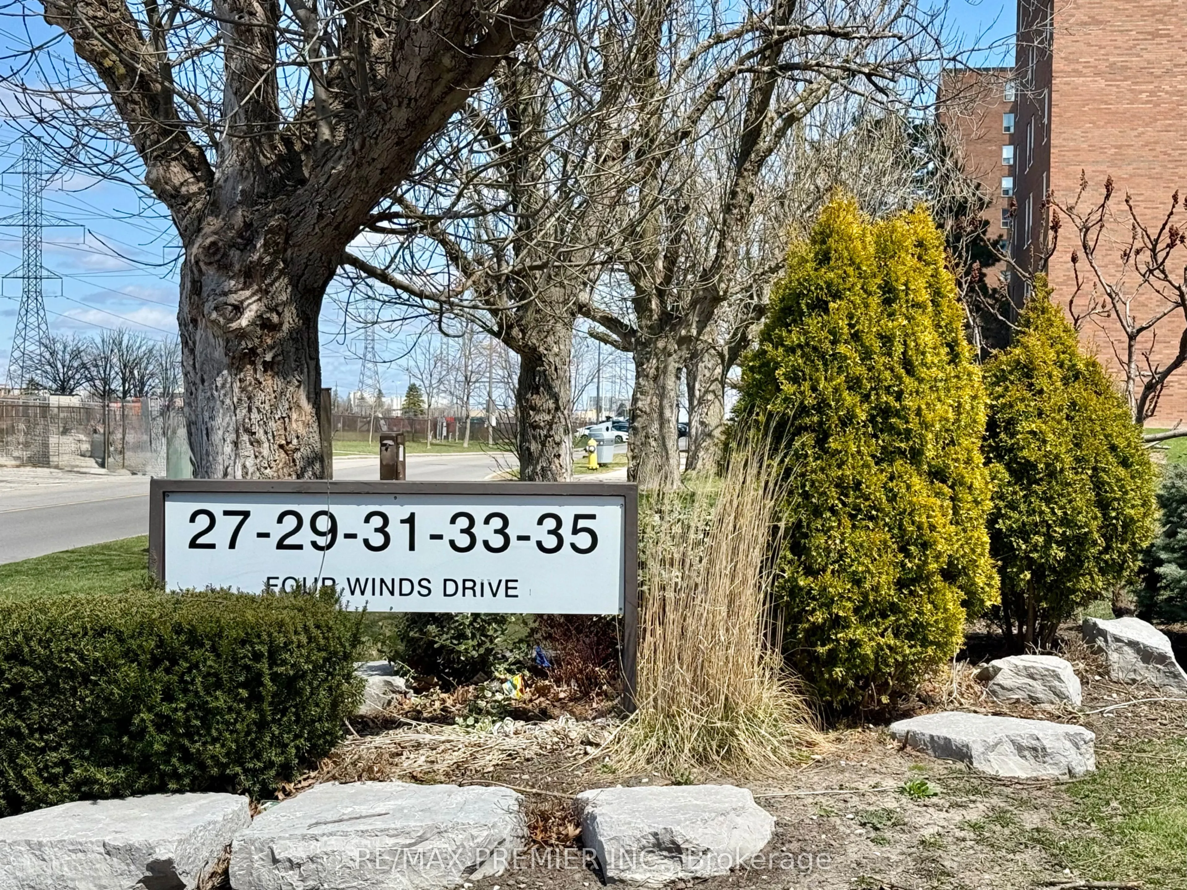 31 Four Winds Drive, #502