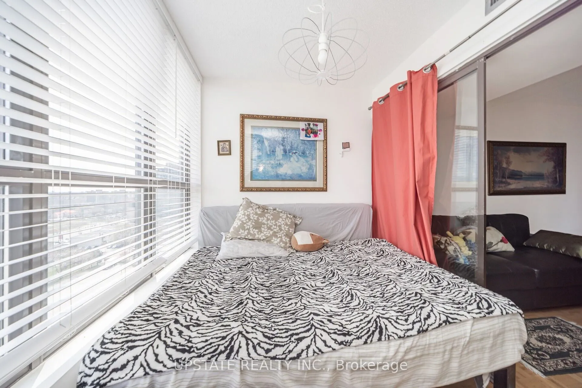 25 Agnes Street, #1206