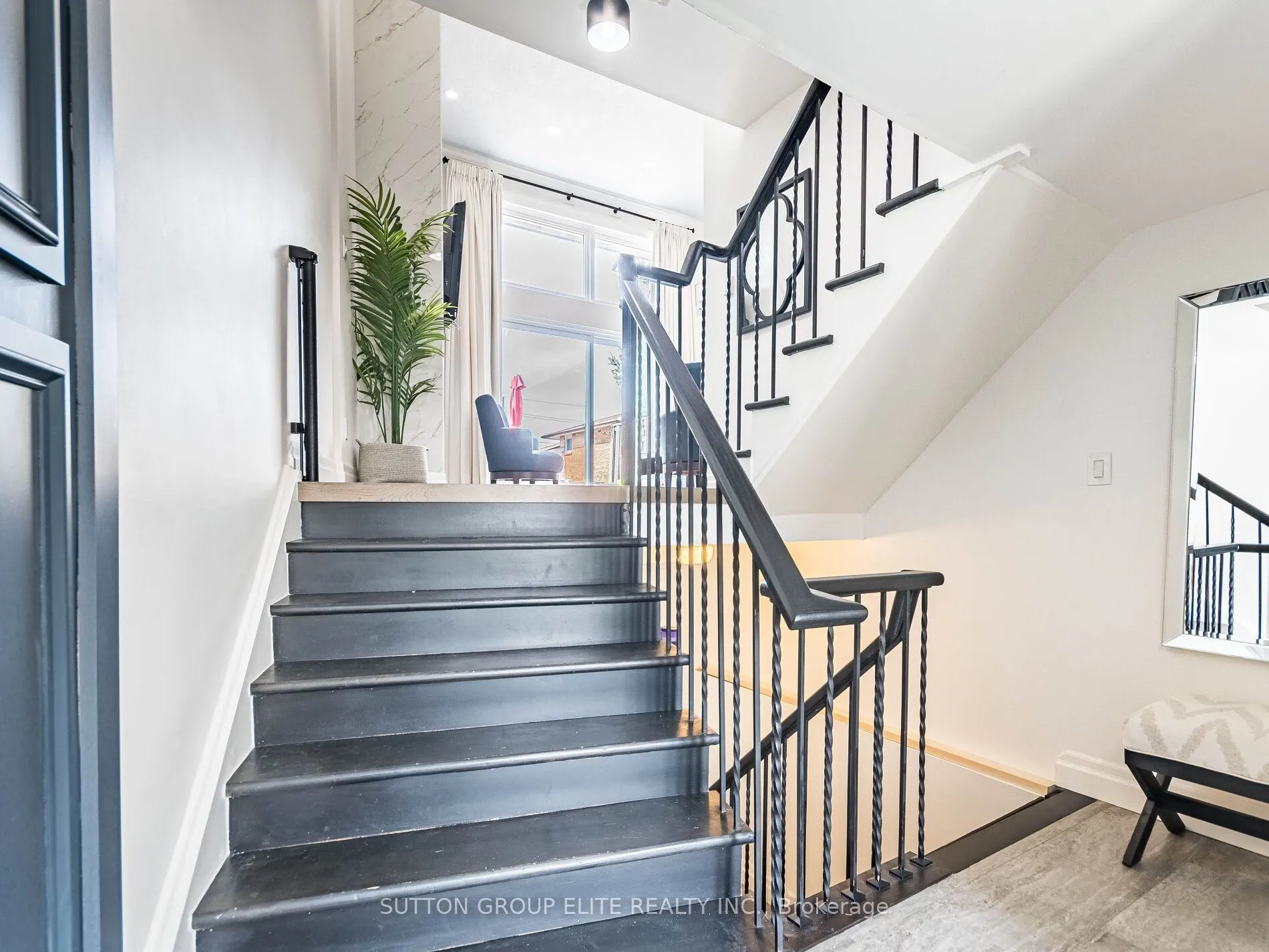 640 Rathburn Road E #8