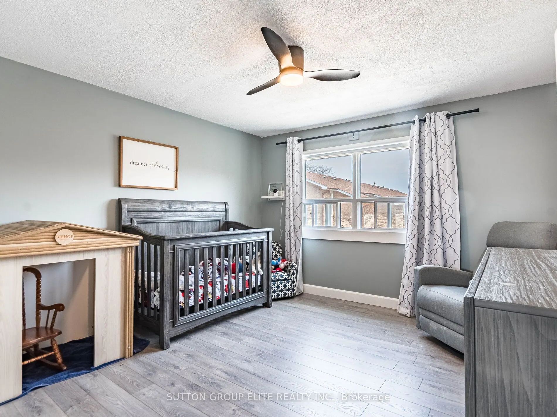 640 Rathburn Road E #8