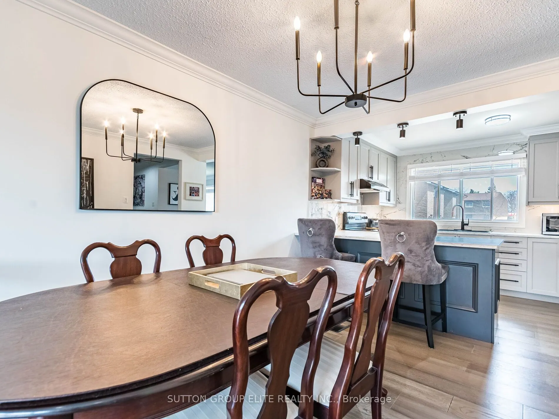 640 Rathburn Road E #8