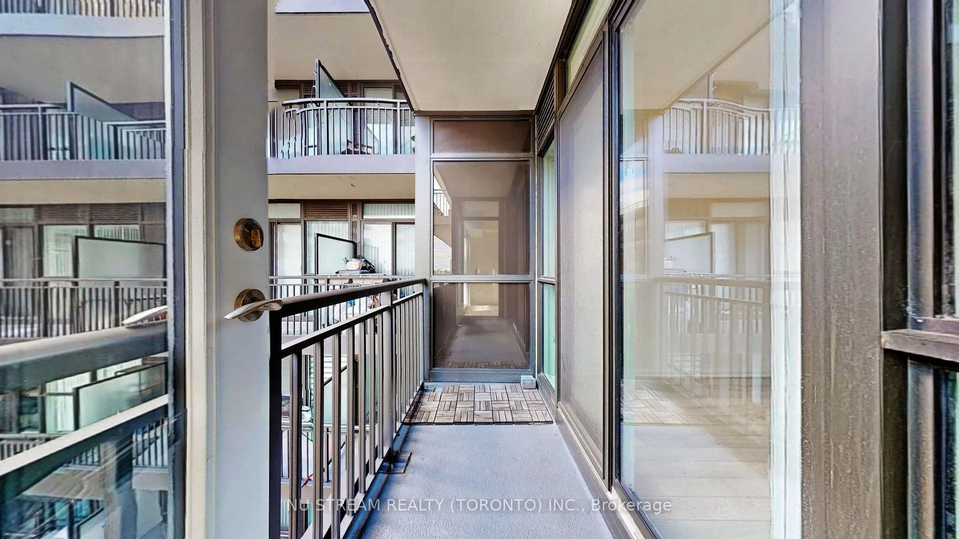 3091 Dufferin Street, #613
