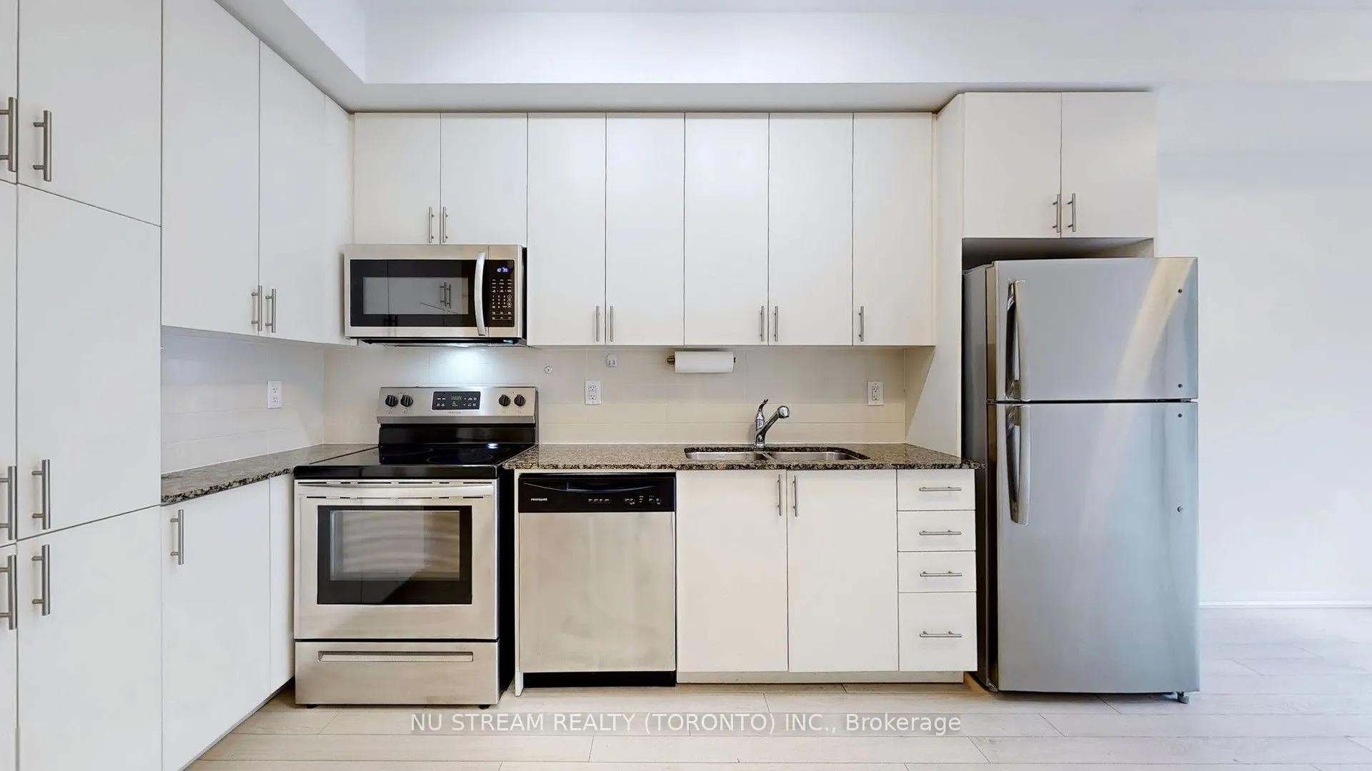 3091 Dufferin Street, #613