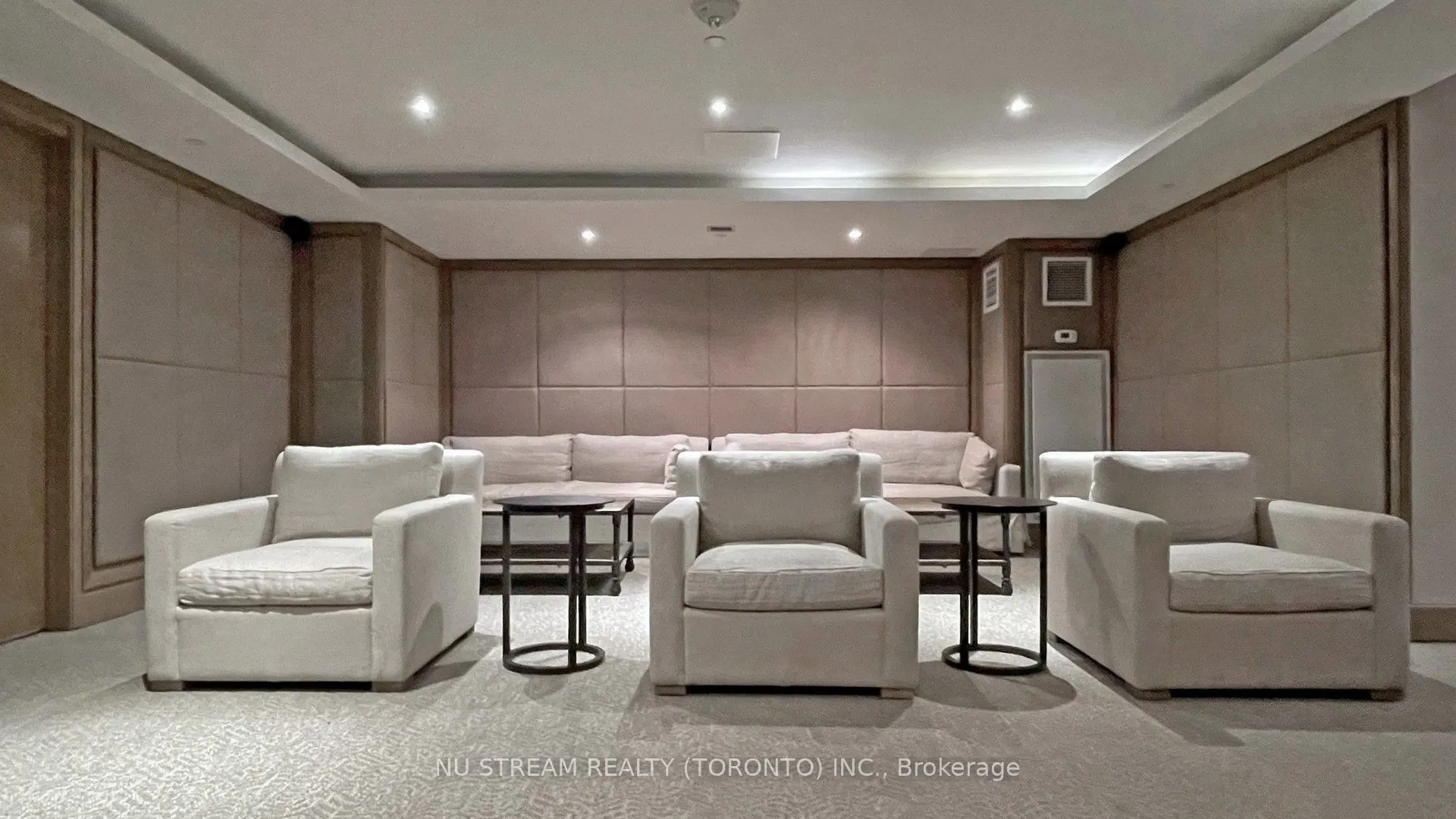 3091 Dufferin Street, #613