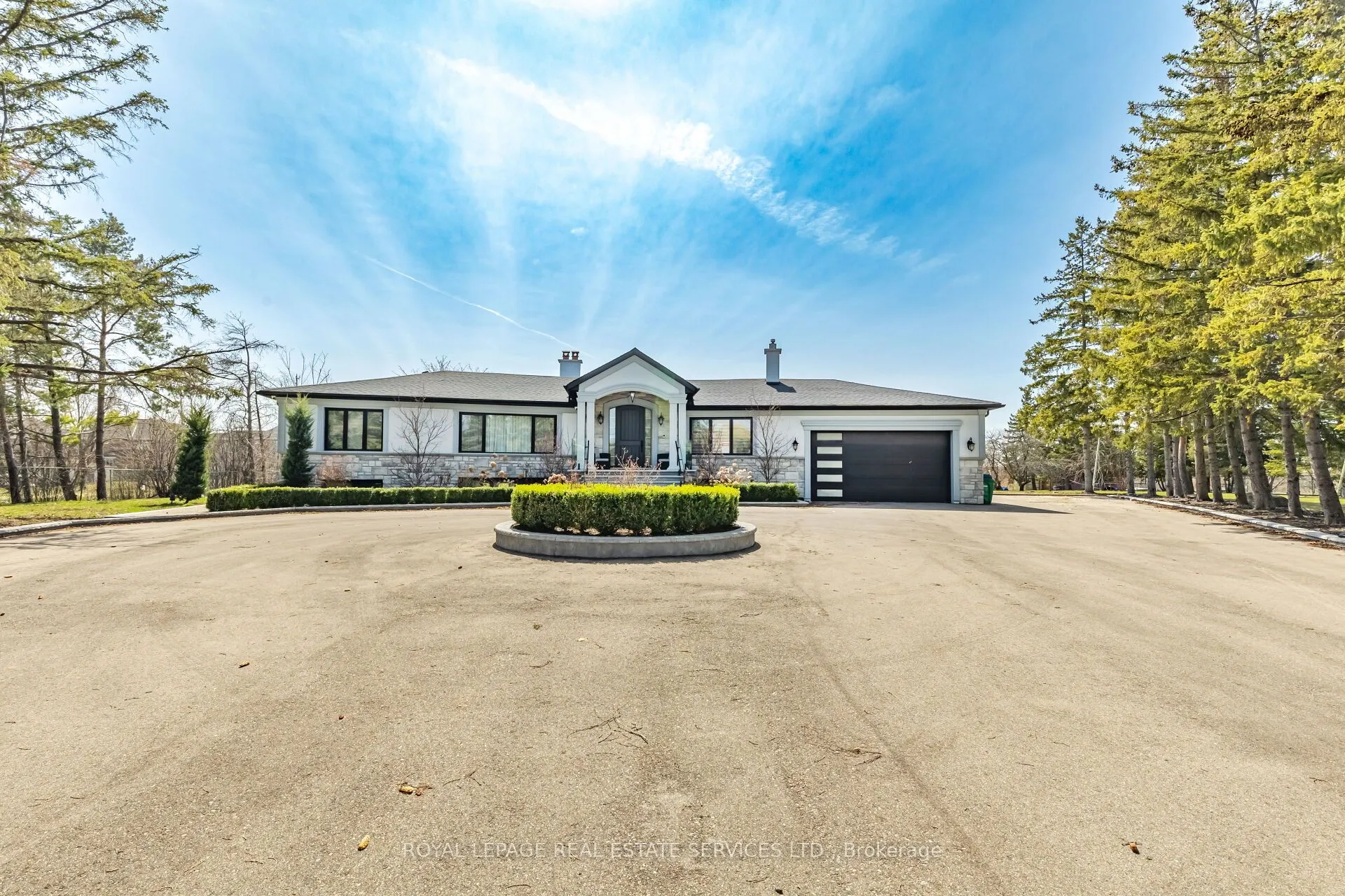 12 Julian Drive