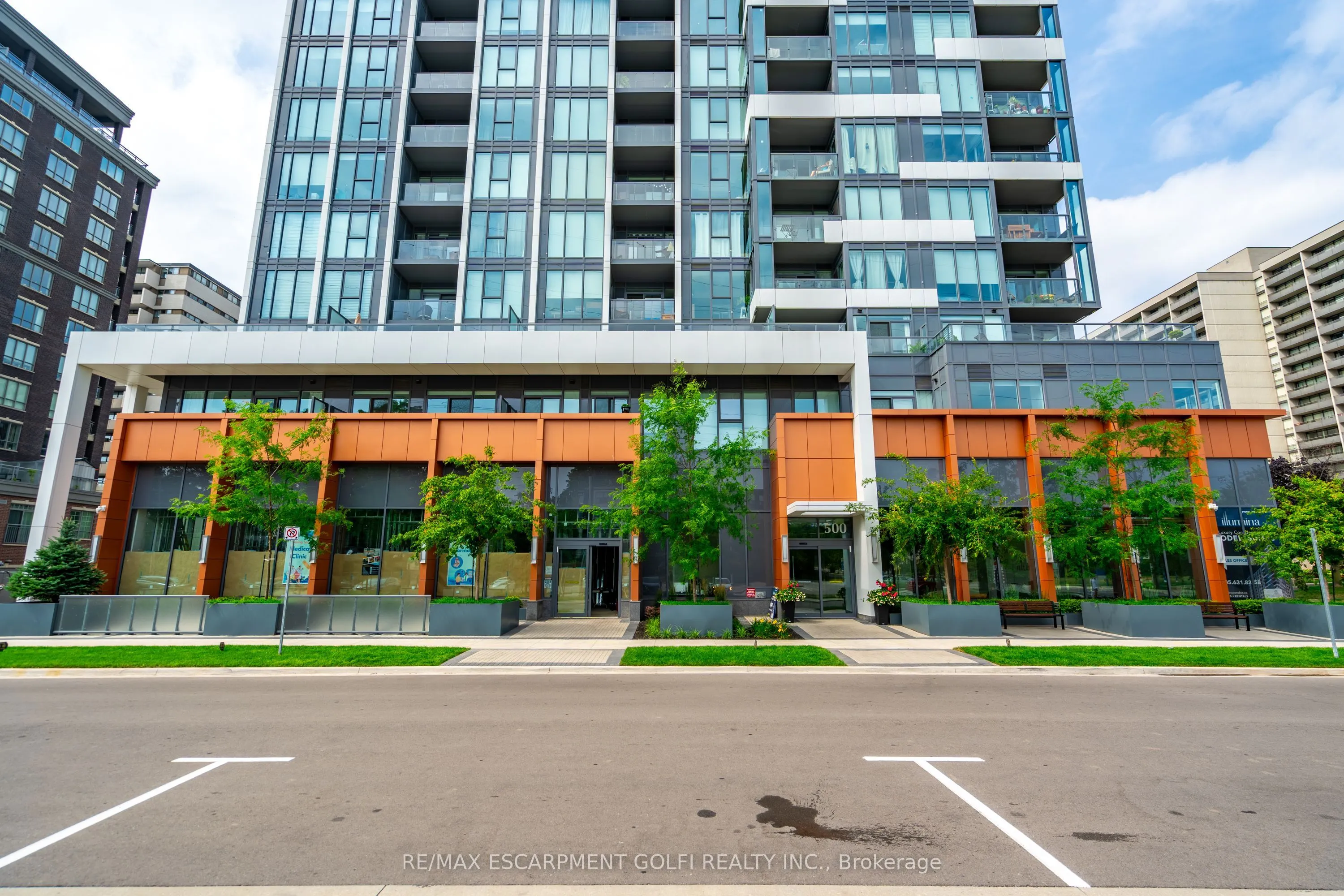 500 Brock Avenue, #206