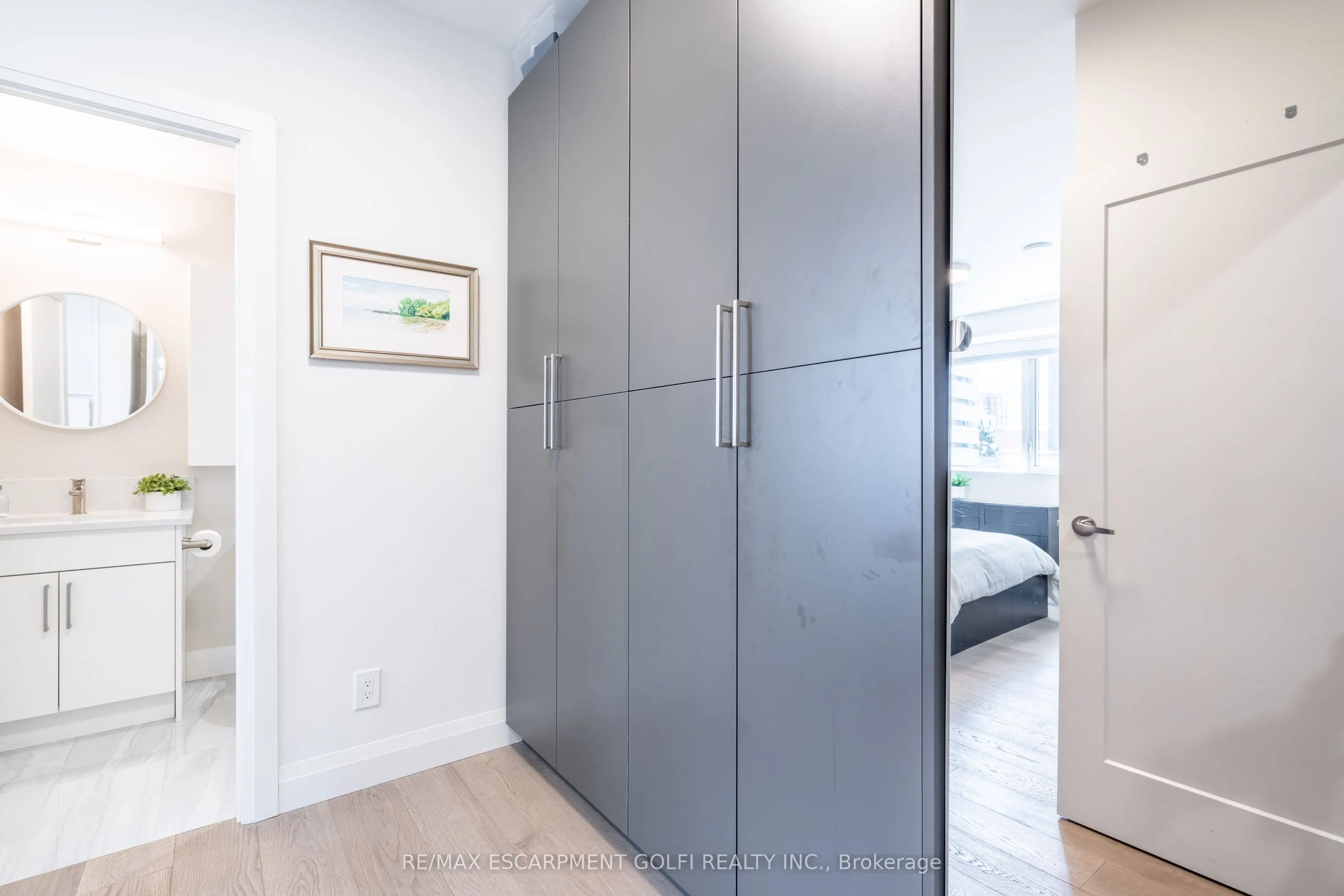 500 Brock Avenue, #206